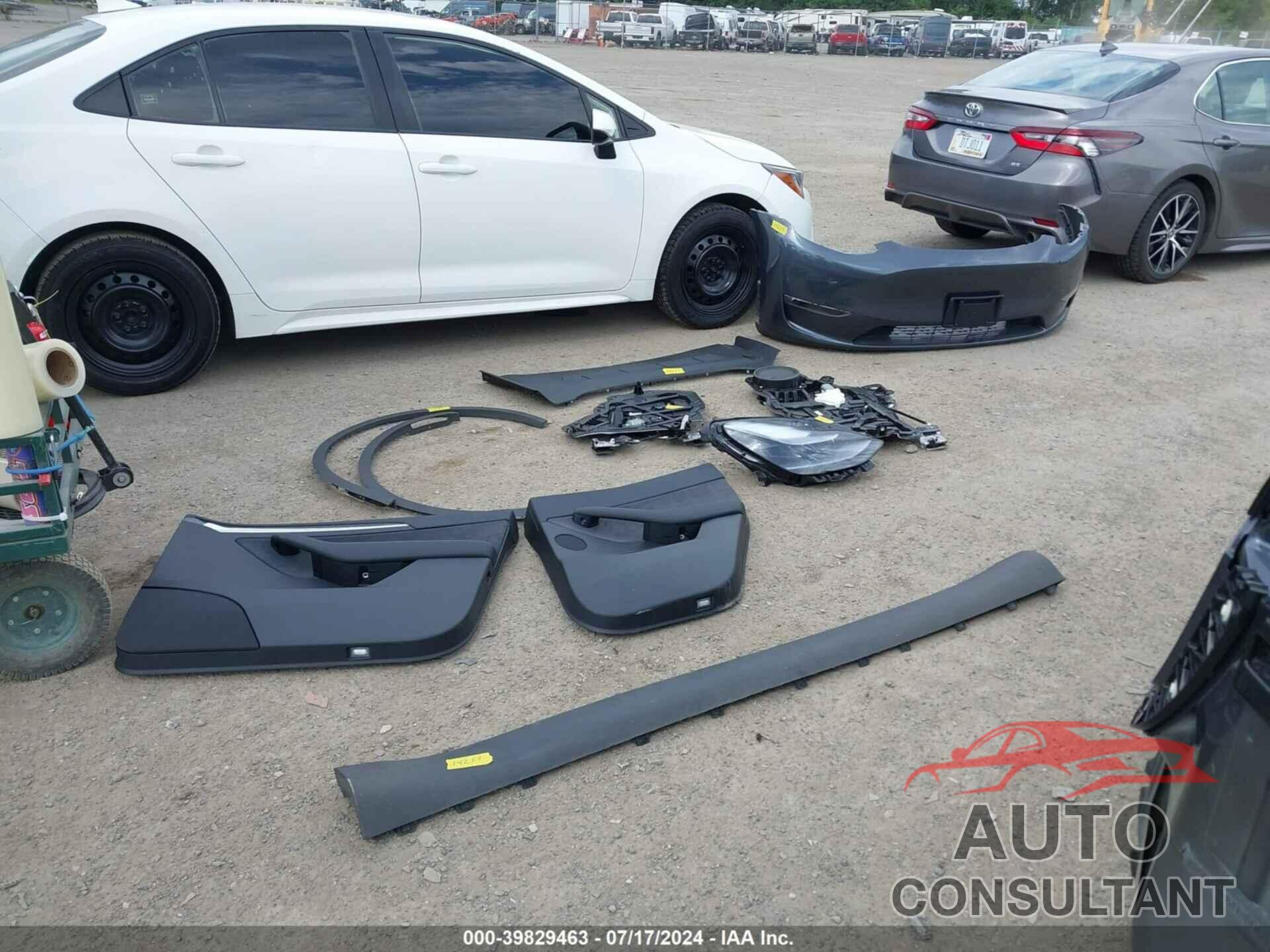 TESLA MODEL Y 2023 - 7SAYGDEF4PF903186