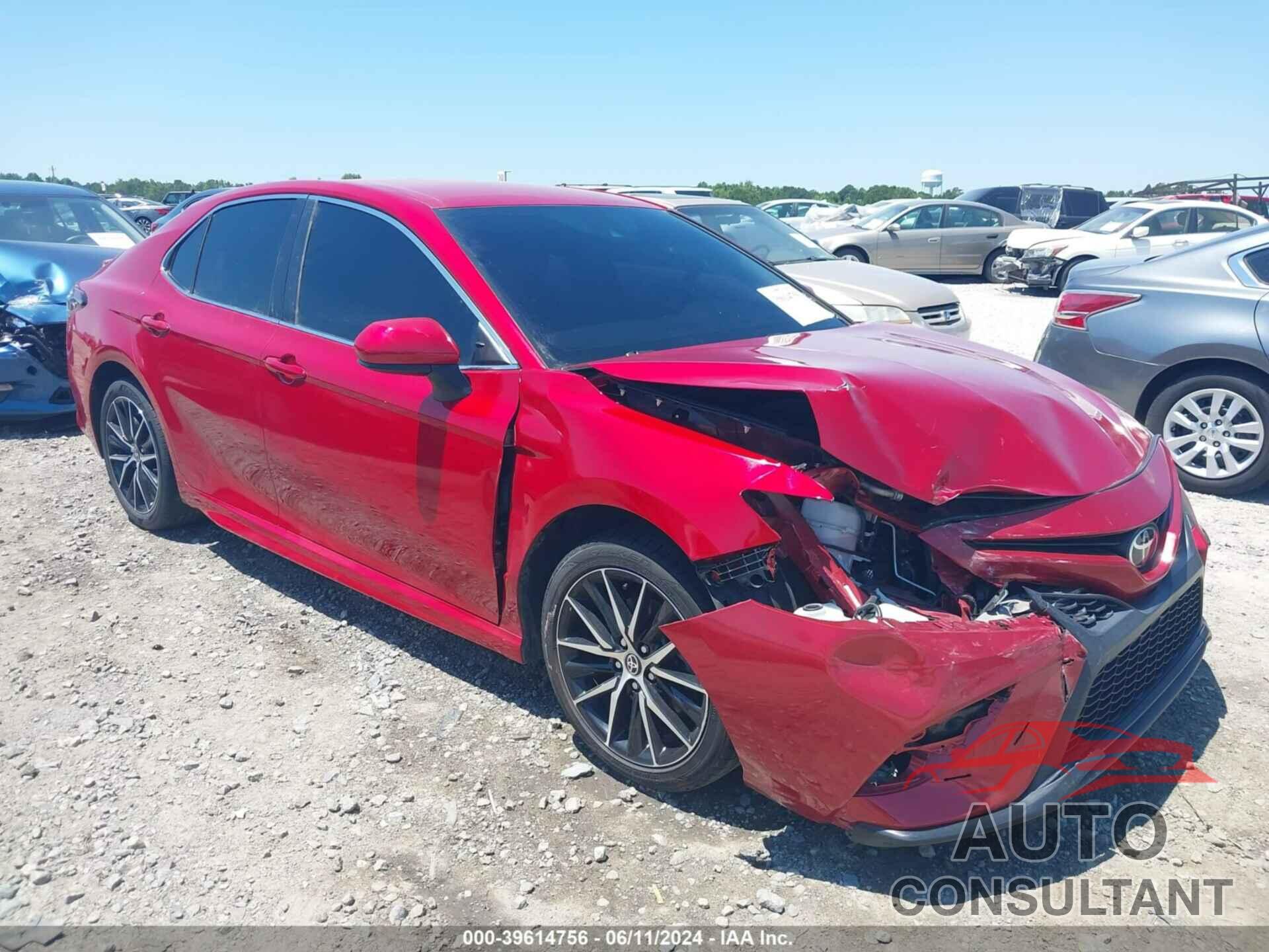 TOYOTA CAMRY 2021 - 4T1G11AK3MU411193