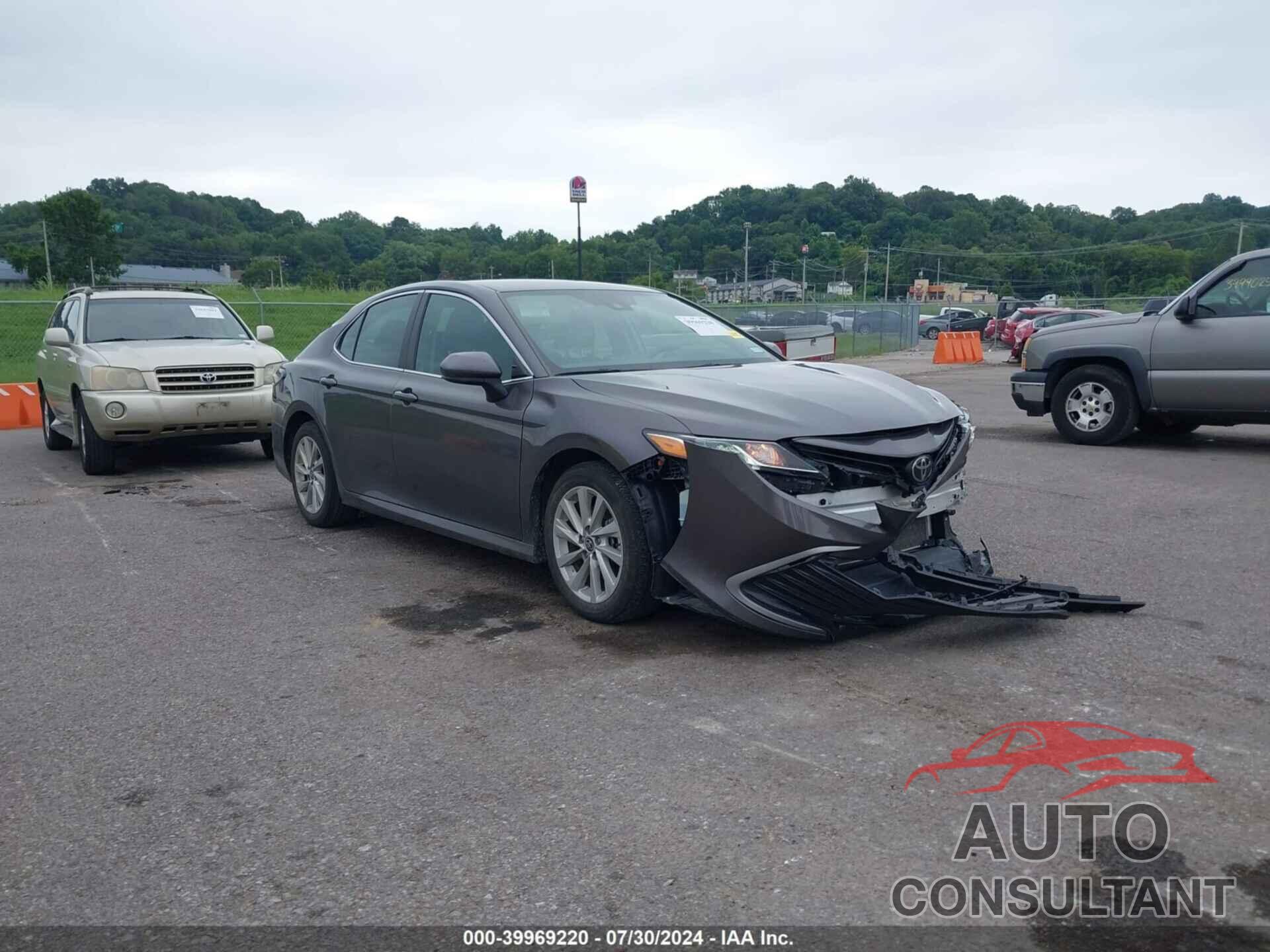 TOYOTA CAMRY 2023 - 4T1C11AK3PU742701