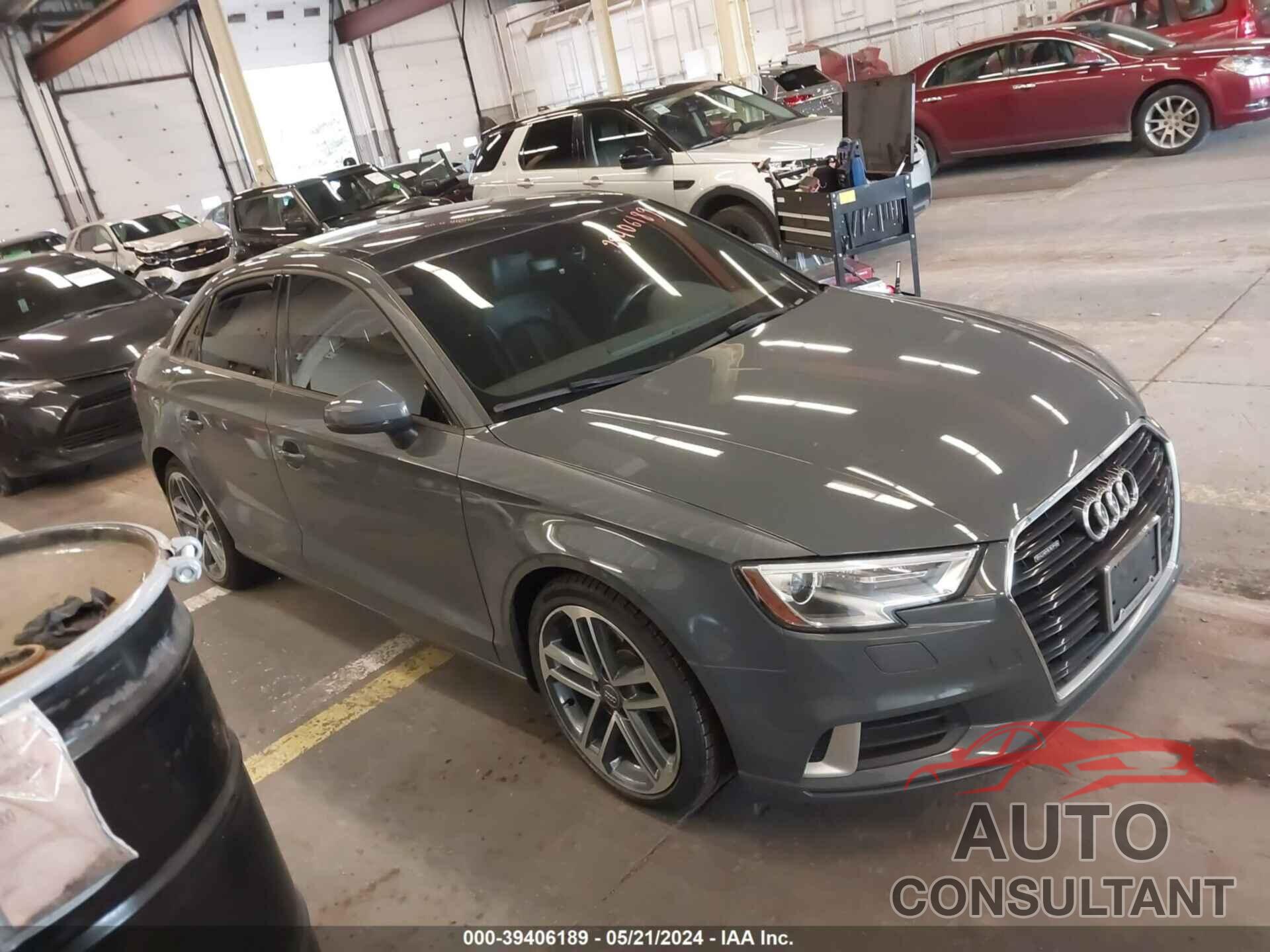 AUDI A3 2018 - WAUB8GFF7J1048139