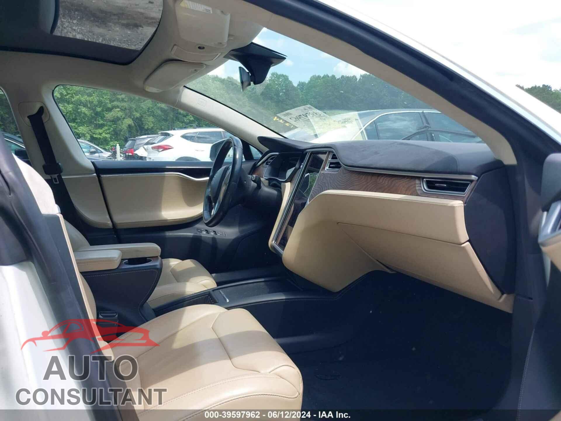 TESLA MODEL S 2017 - 5YJSA1E26HF190664