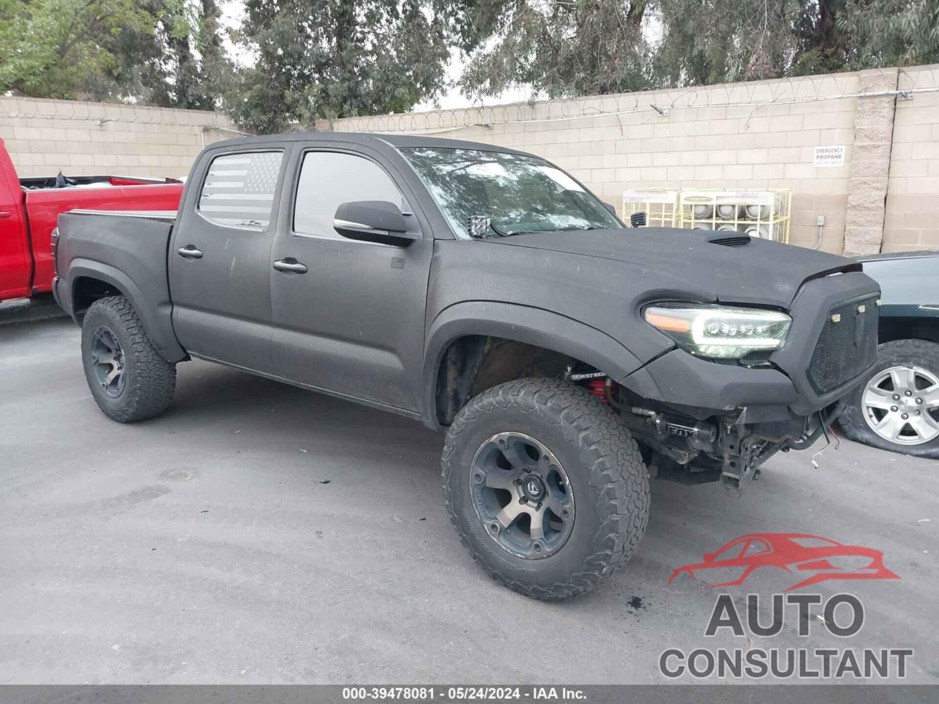 TOYOTA TACOMA 2017 - 3TMCZ5AN7HM056701