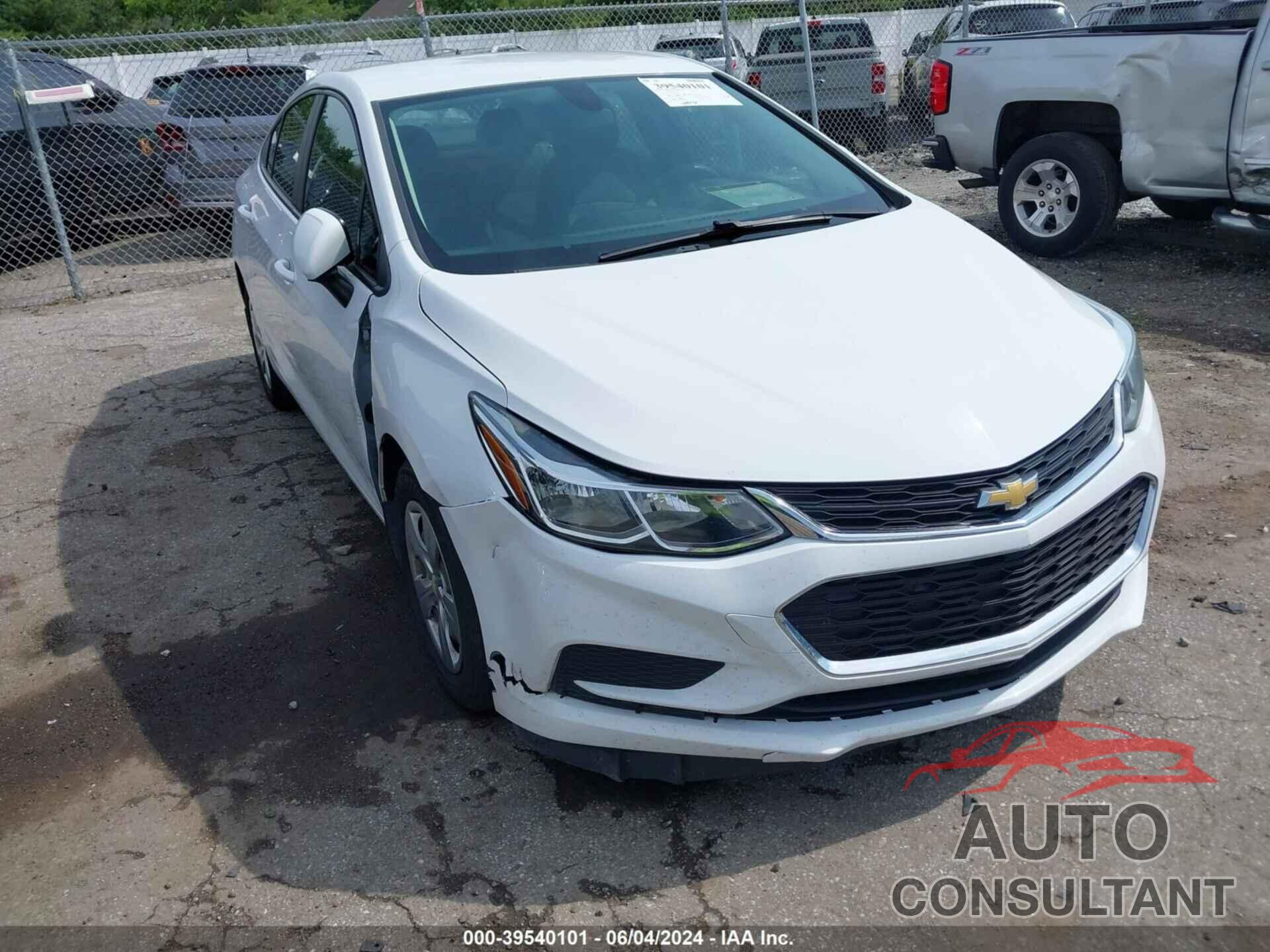 CHEVROLET CRUZE 2017 - 3G1BC5SM2HS521926