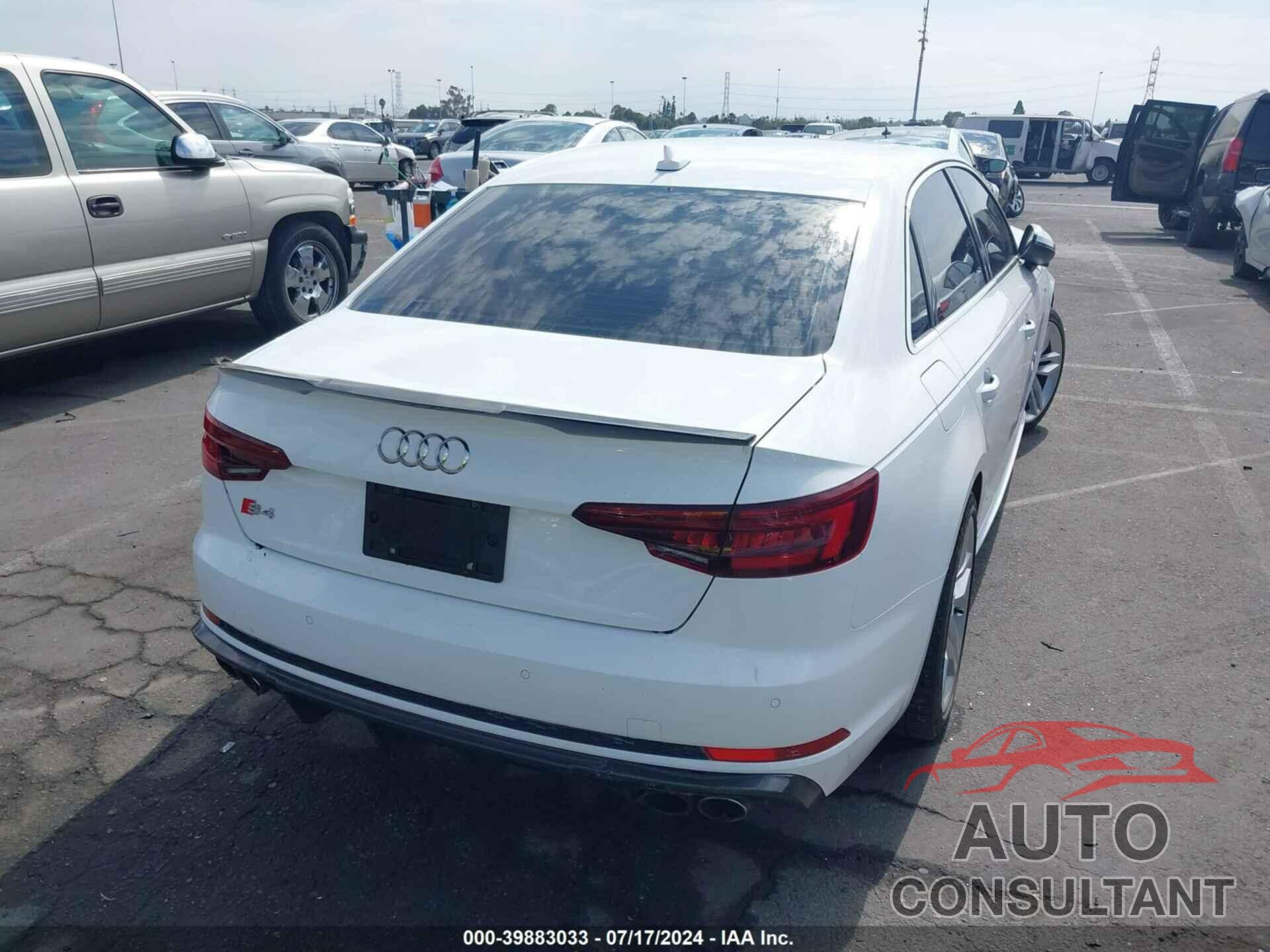 AUDI S4 2018 - WAUB4AF43JA015291