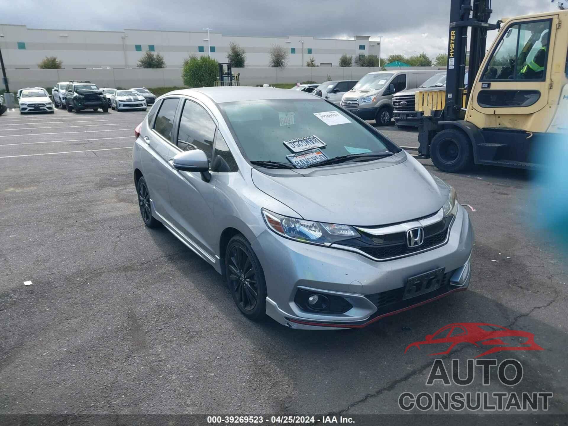 HONDA FIT 2018 - 3HGGK5H61JM708997