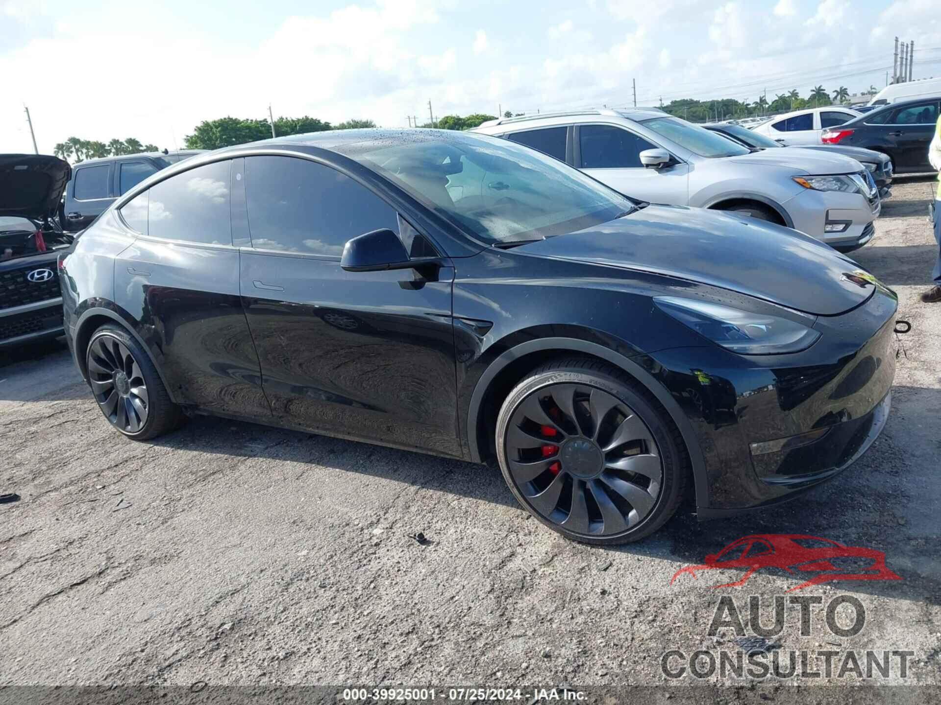 TESLA MODEL Y 2022 - 7SAYGDEF3NF375900