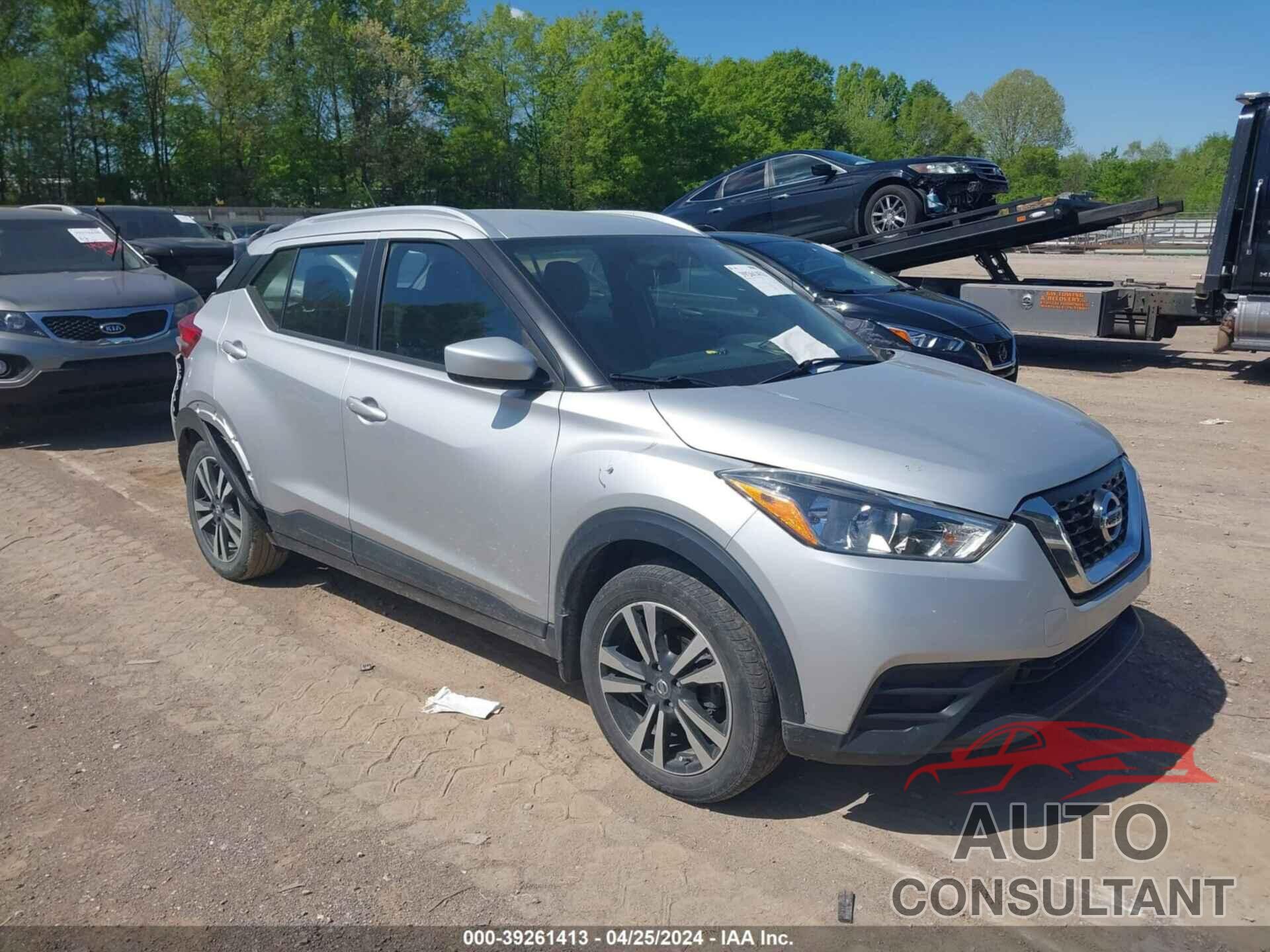 NISSAN KICKS 2018 - 3N1CP5CU9JL524470