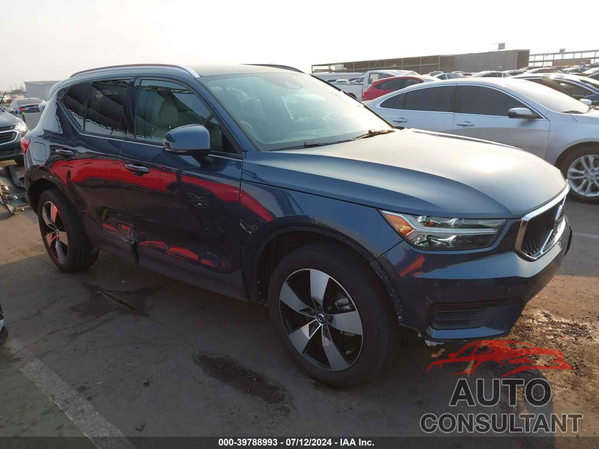 VOLVO XC40 2022 - YV4162UK5N2650137