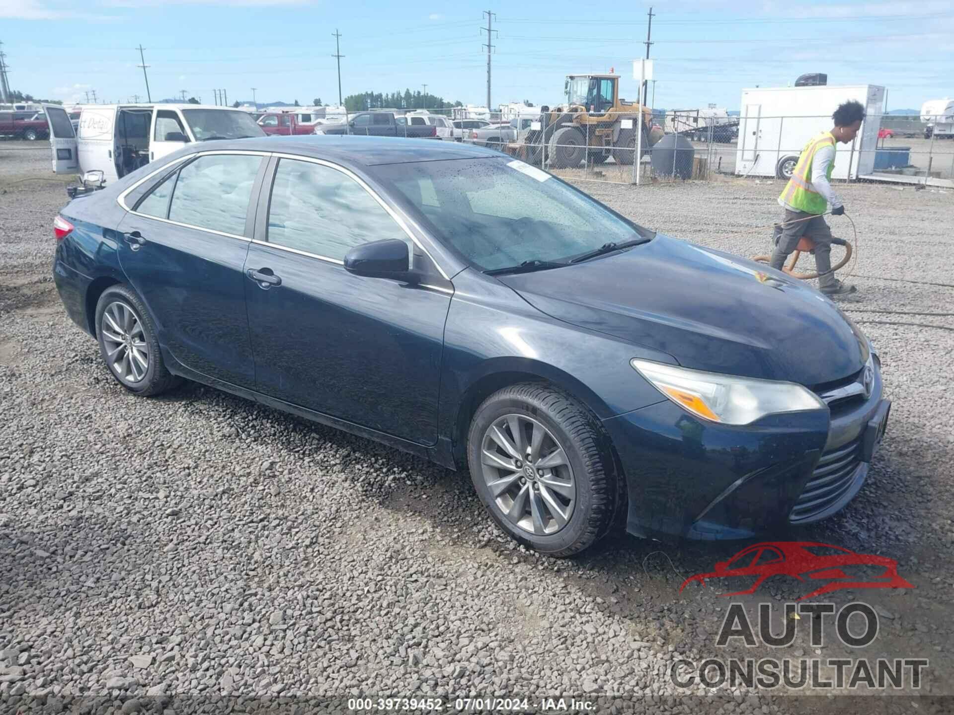 TOYOTA CAMRY 2016 - 4T4BF1FK9GR563980