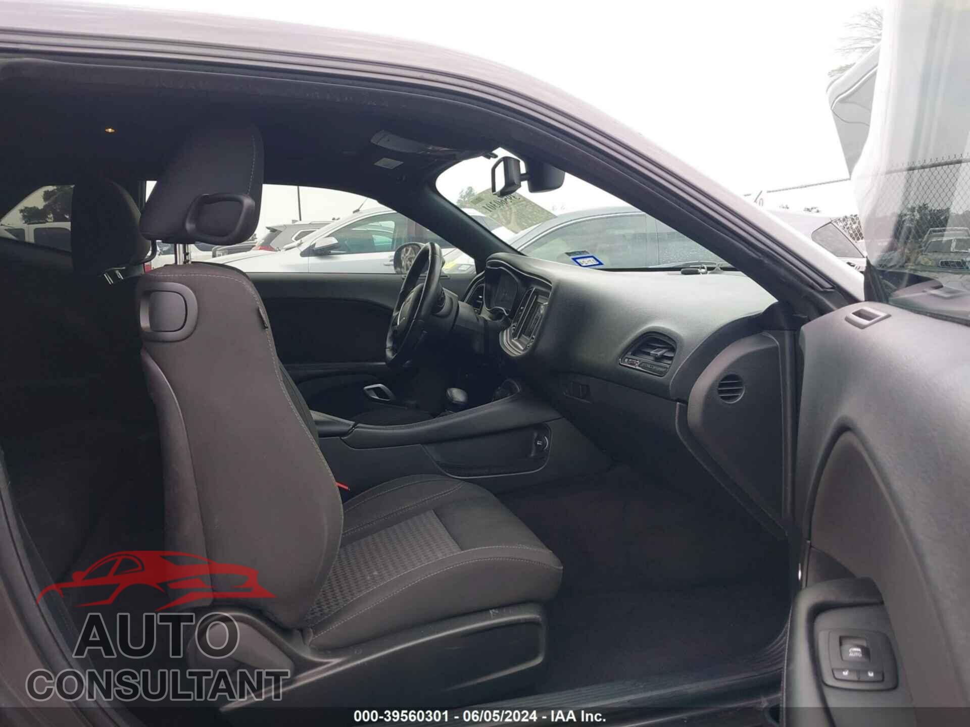 DODGE CHALLENGER 2018 - 2C3CDZAG8JH305930