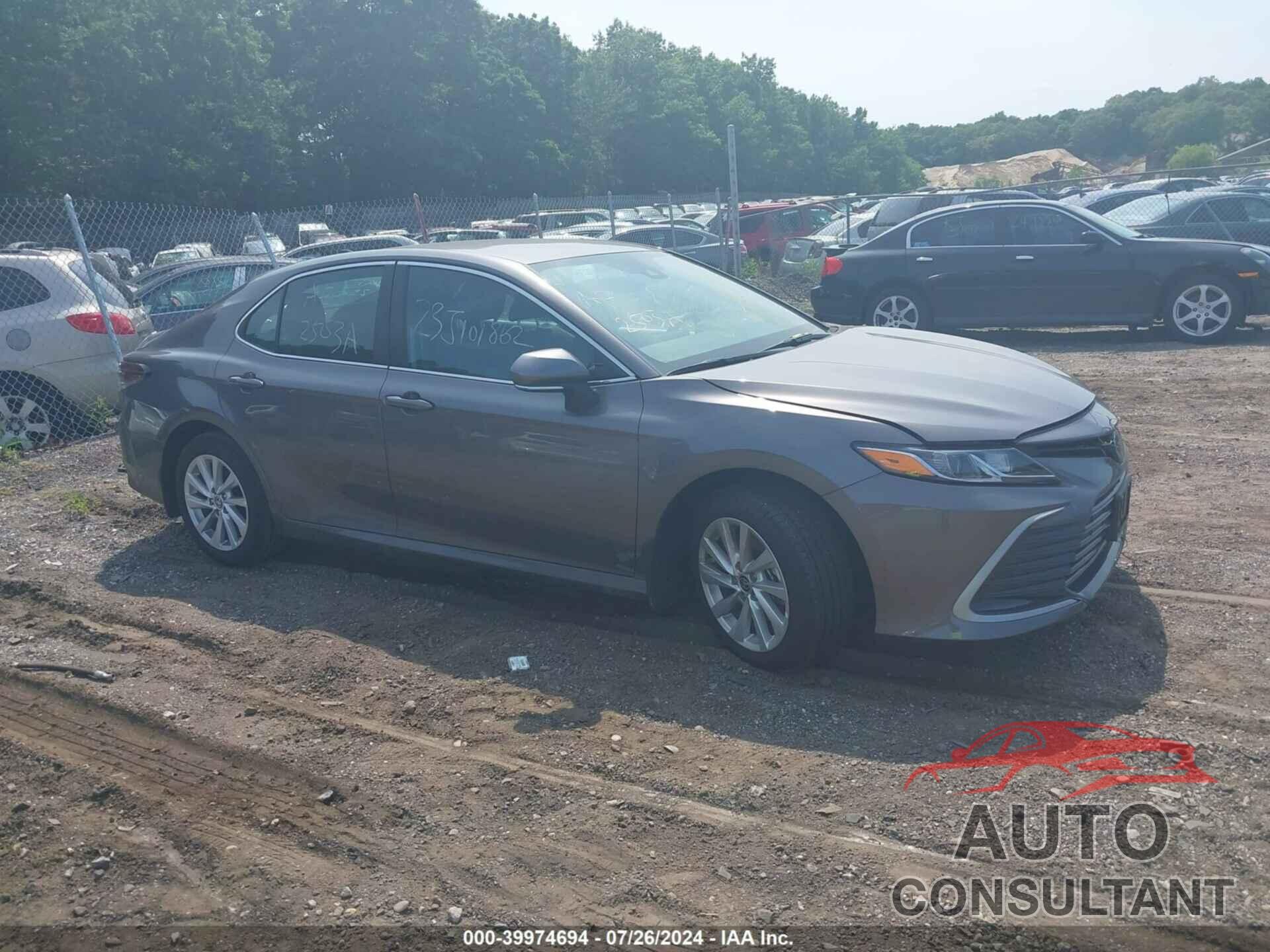 TOYOTA CAMRY 2023 - 4T1C11AK7PU120845