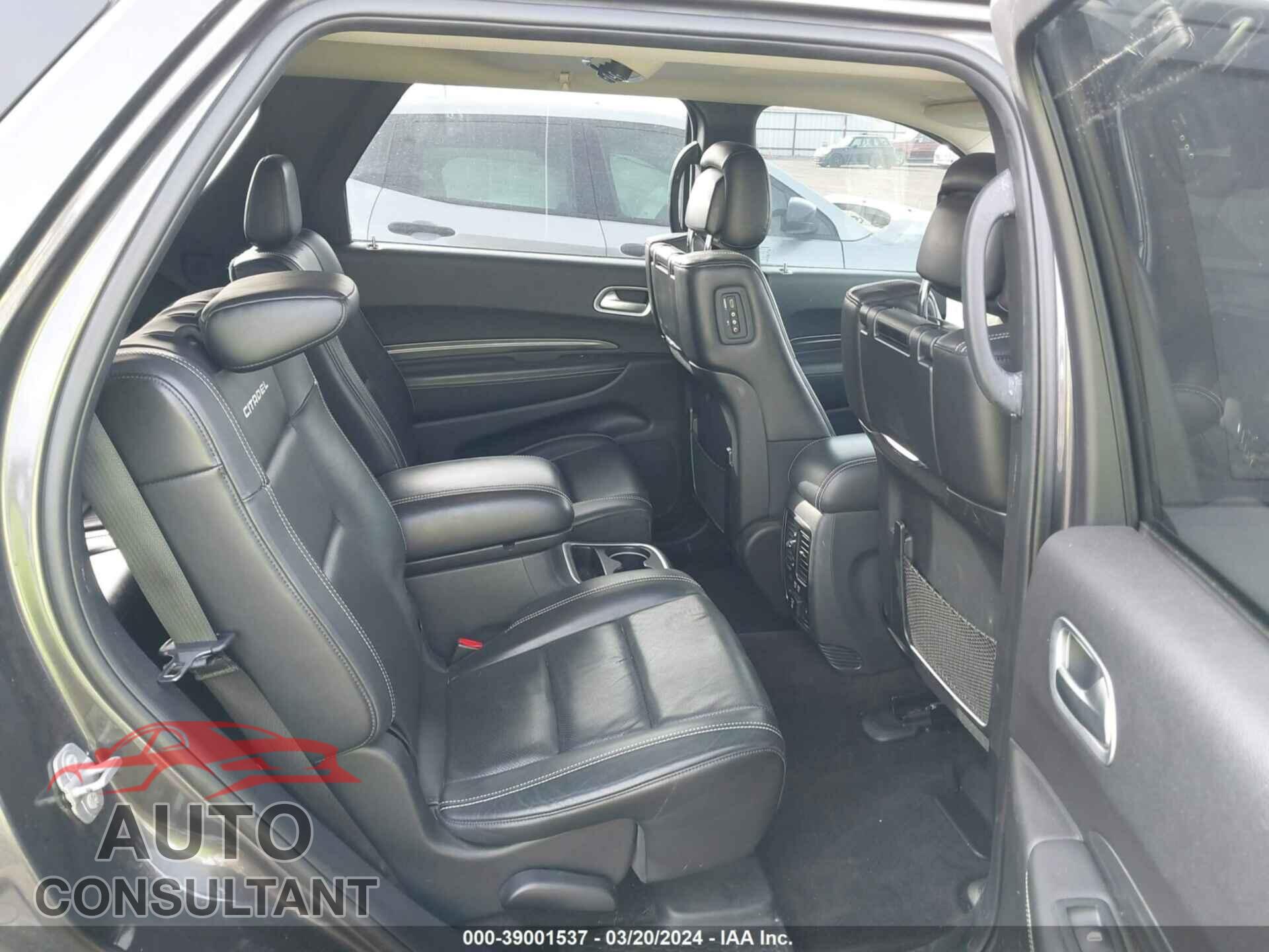 DODGE DURANGO 2018 - 1C4SDJET2JC150696