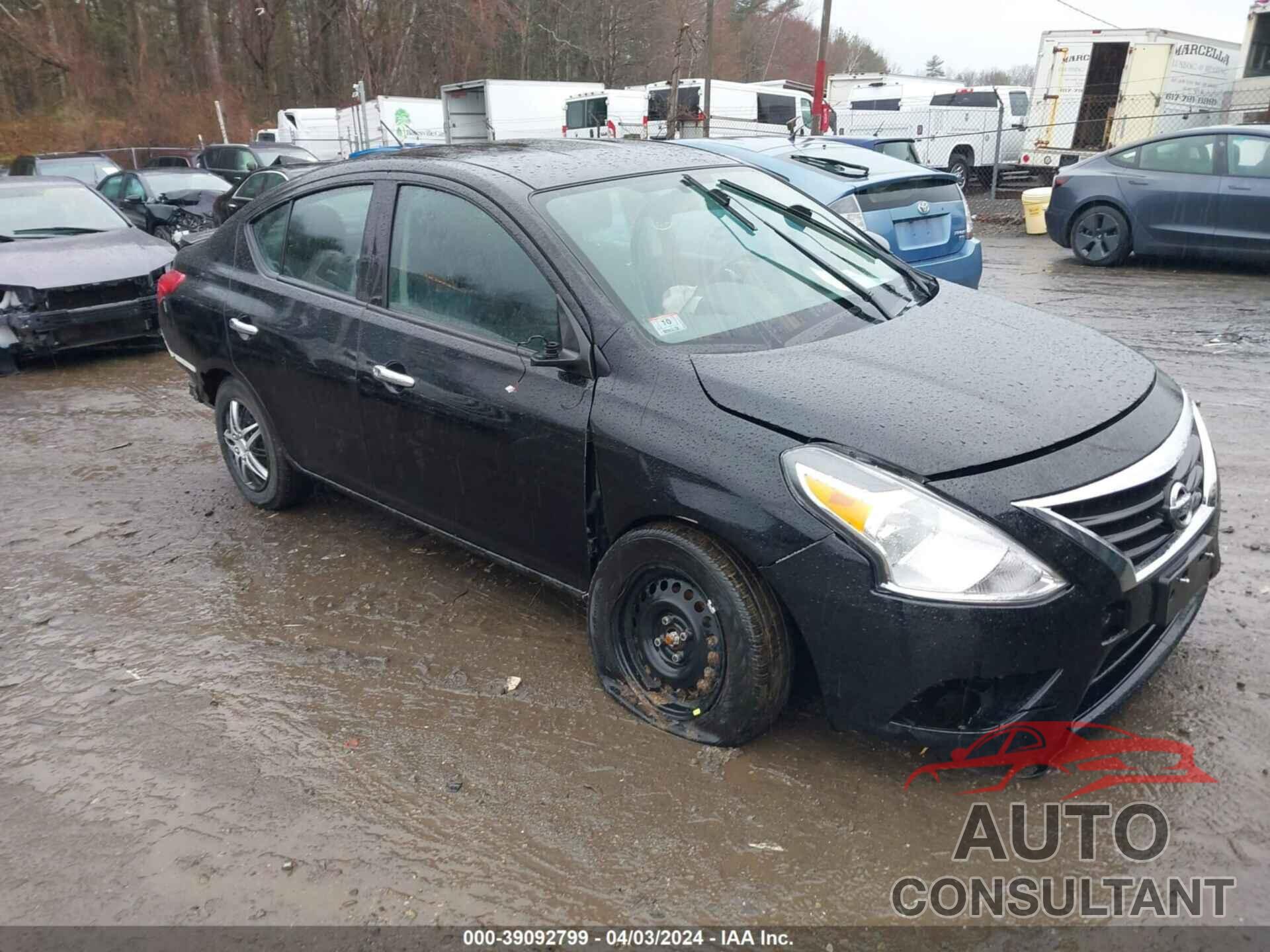 NISSAN VERSA 2019 - 3N1CN7AP1KL824651