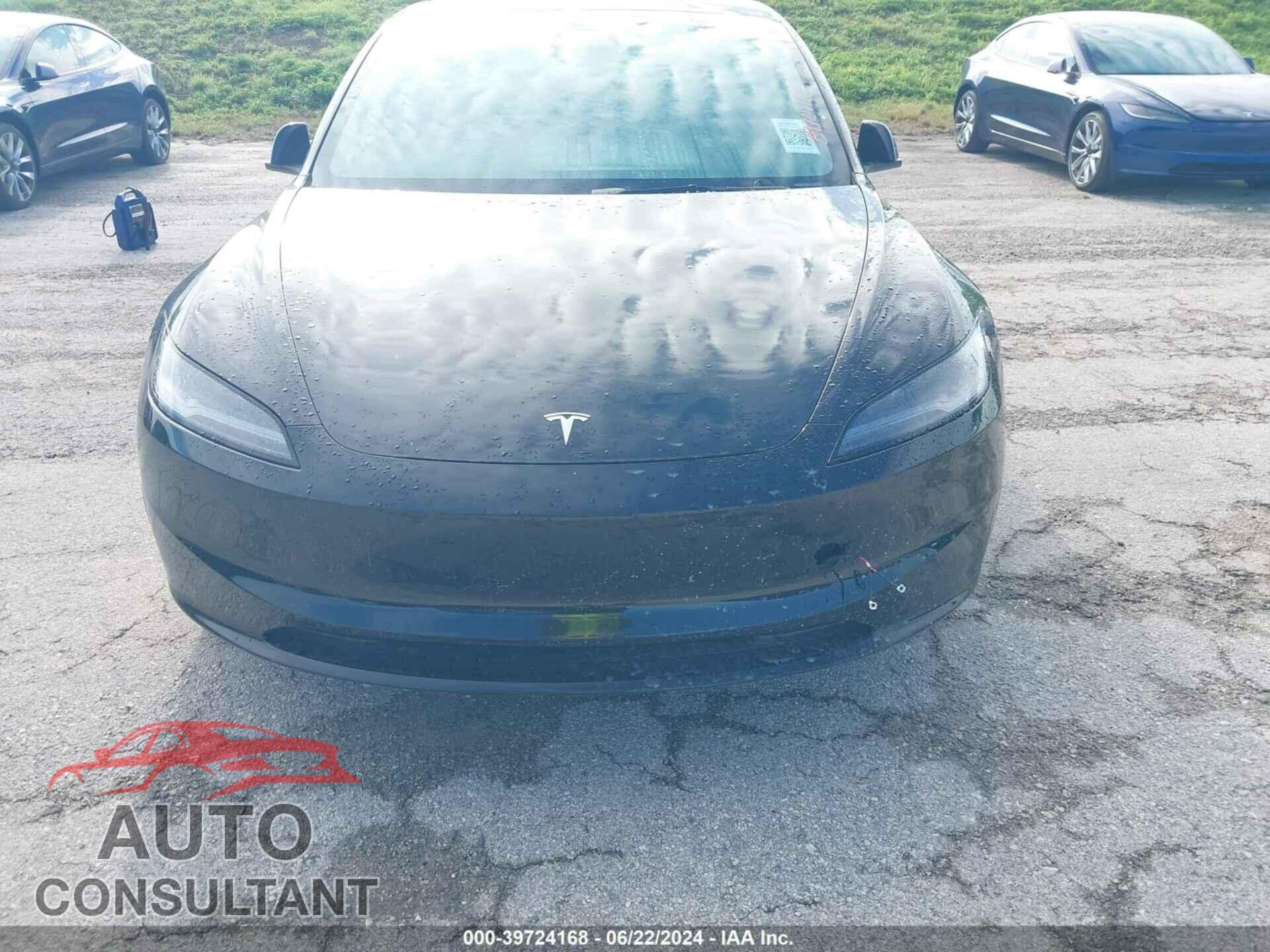TESLA MODEL 3 2024 - 5YJ3E1EA9RF749853