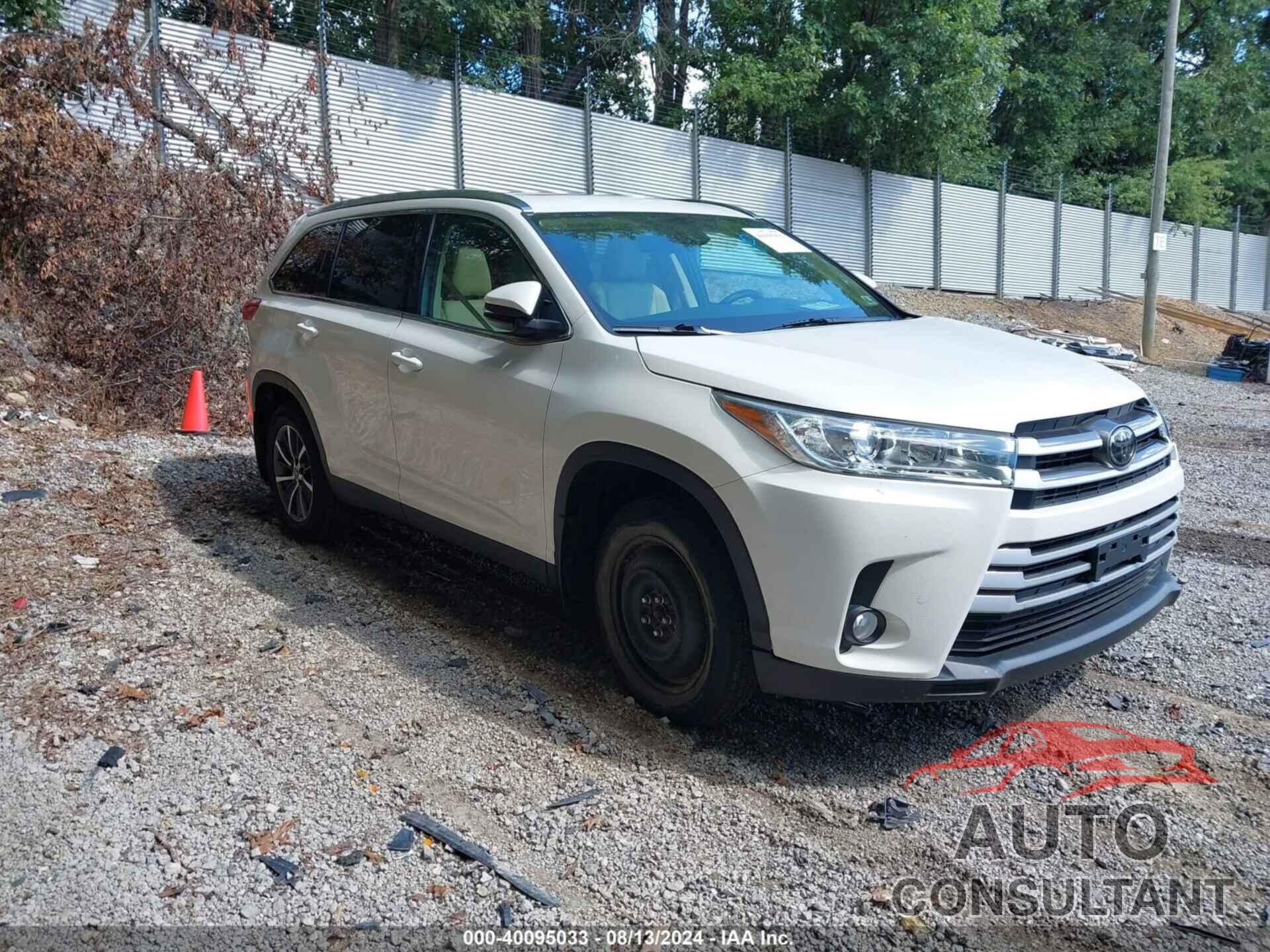 TOYOTA HIGHLANDER 2019 - 5TDJZRFH2KS568794