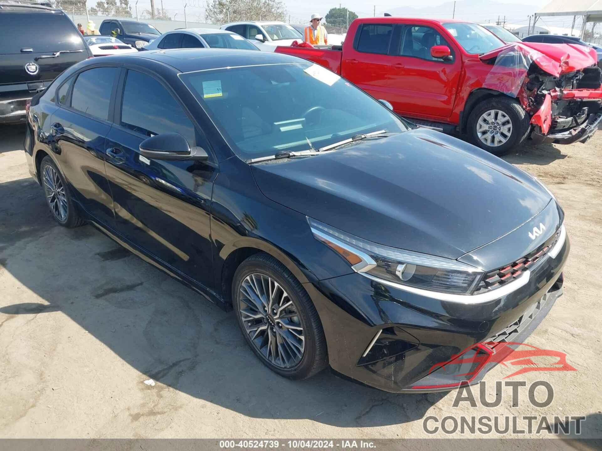 KIA FORTE 2023 - 3KPF54AD4PE525956