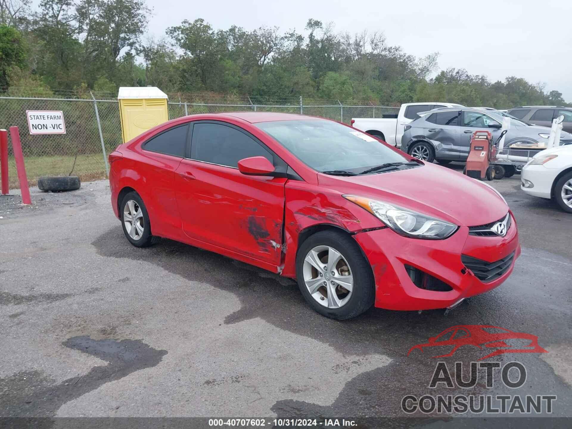 HYUNDAI ELANTRA 2013 - KMHDH6AE1DU003944