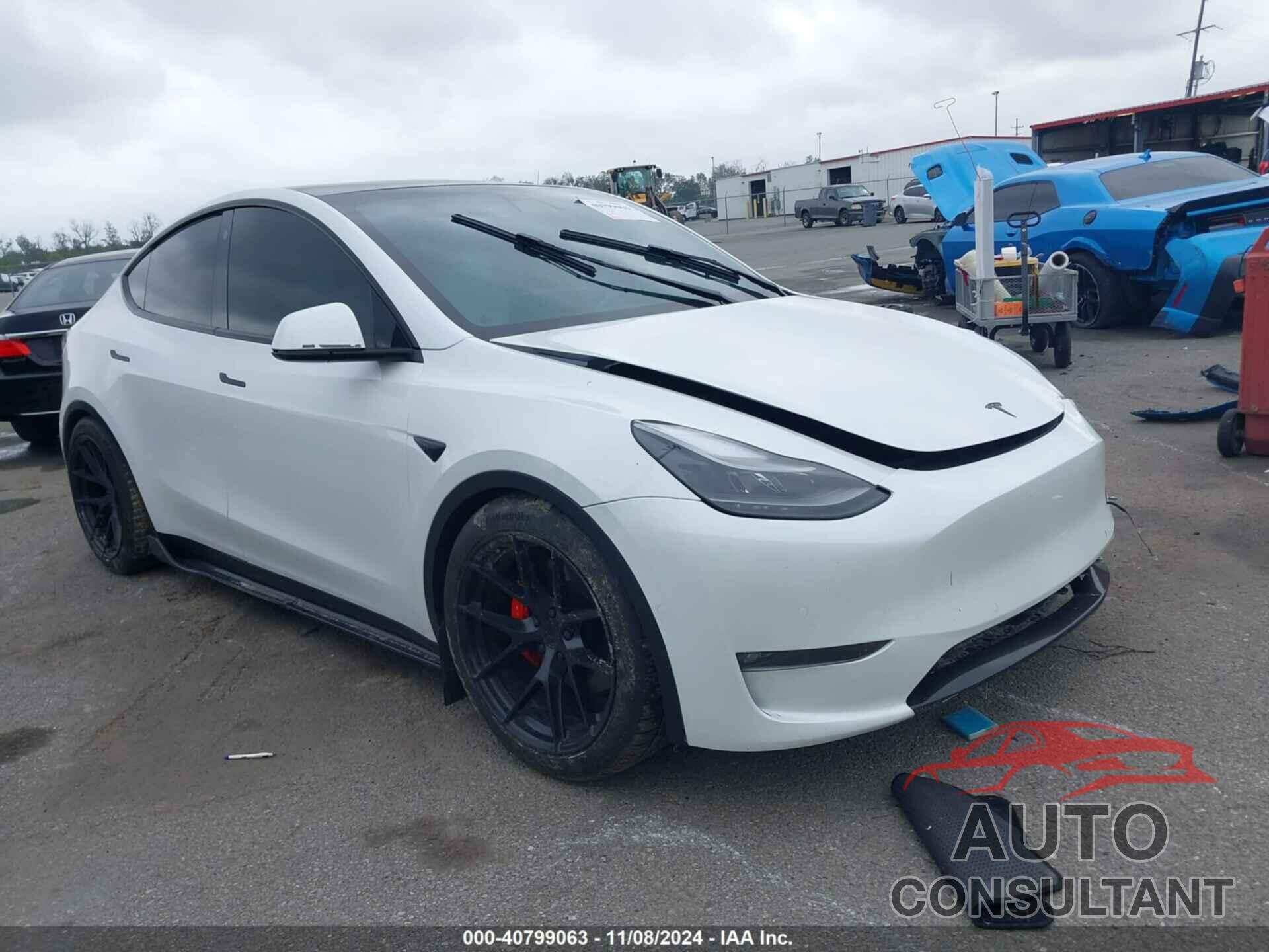 TESLA MODEL Y 2022 - 7SAYGDEF9NF394256