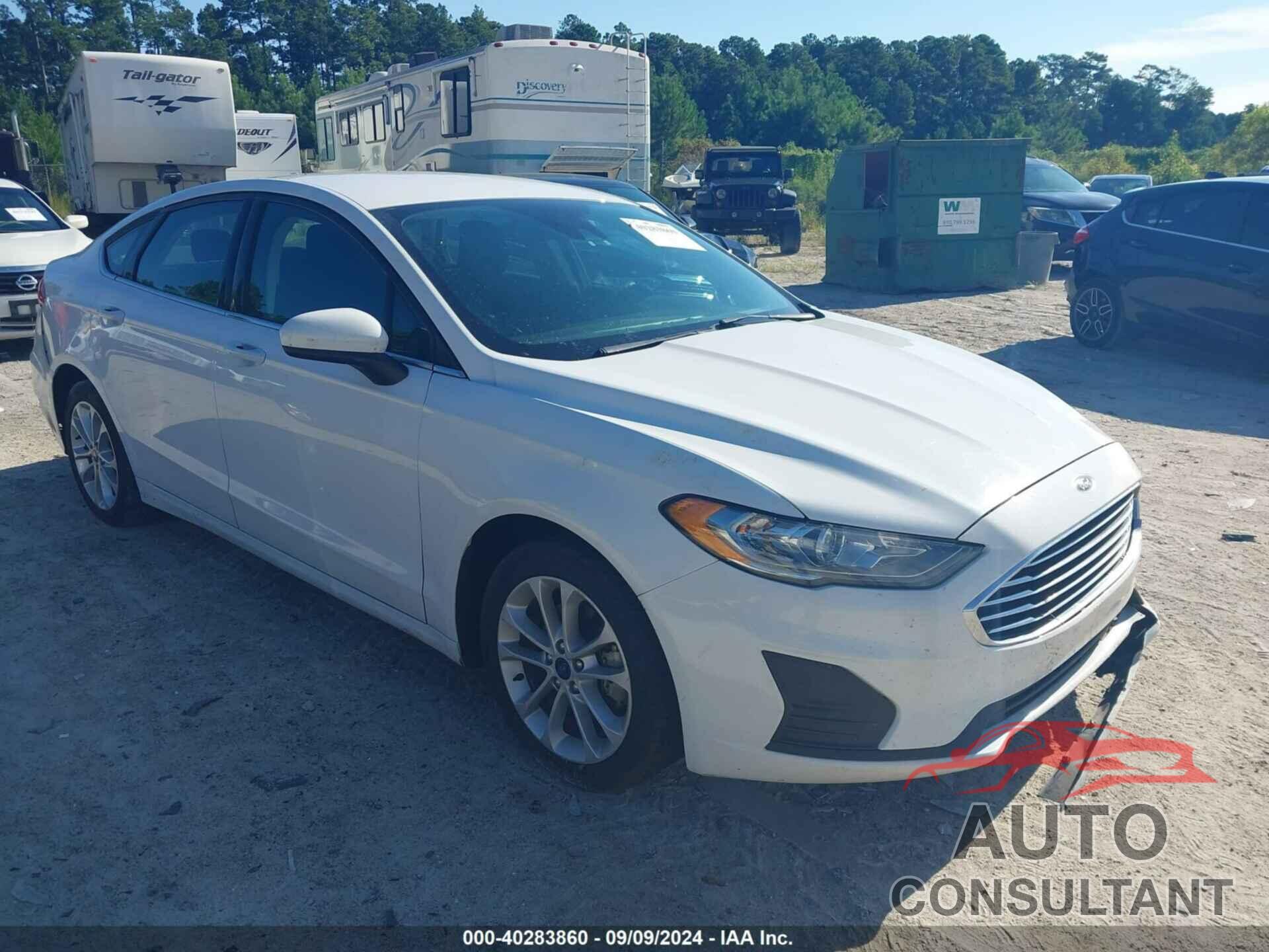 FORD FUSION HYBRID 2019 - 3FA6P0LU6KR183787