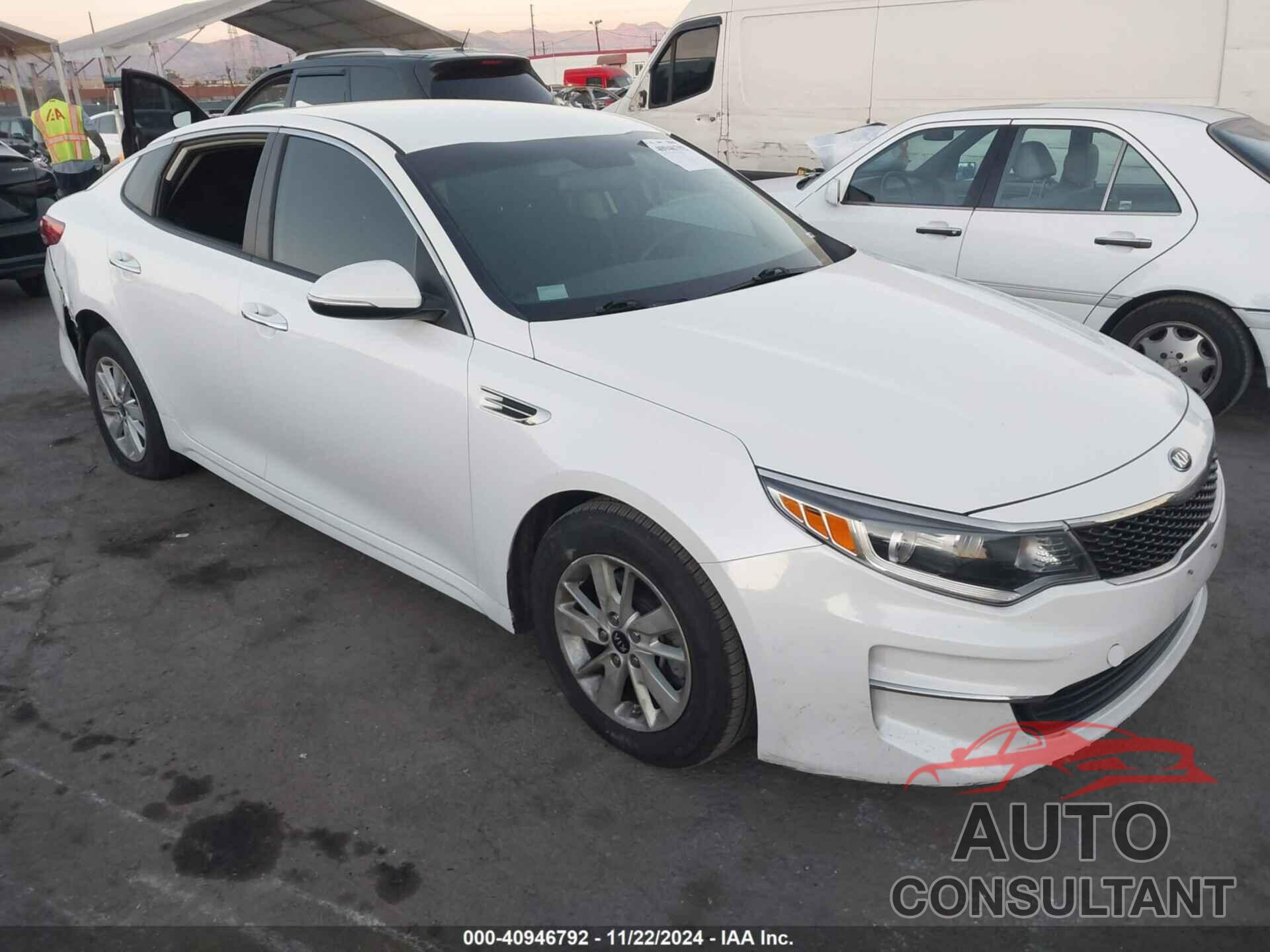 KIA OPTIMA 2016 - KNAGT4L30G5107322