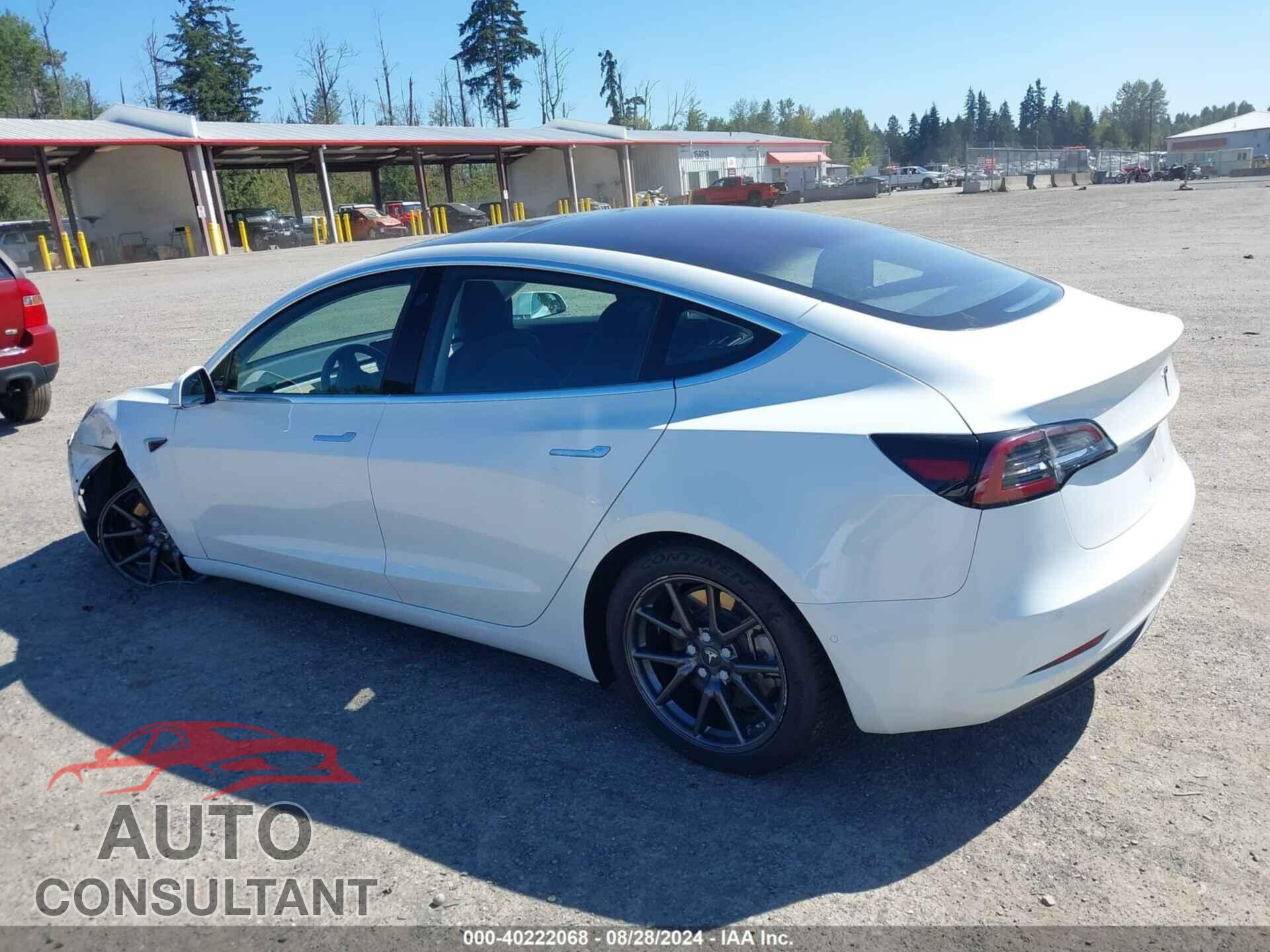 TESLA MODEL 3 2018 - 5YJ3E1EA7JF014809