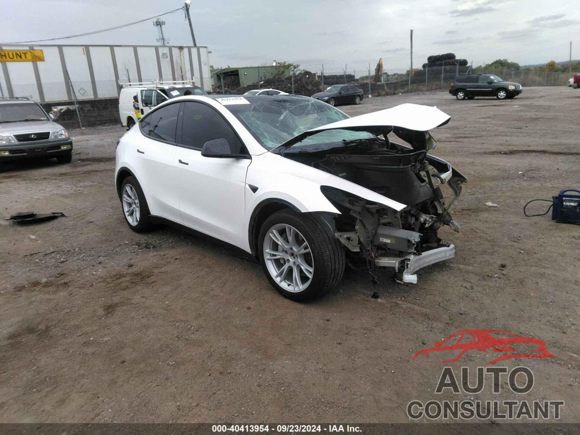 TESLA MODEL Y 2023 - 7SAYGDEE9PA163557