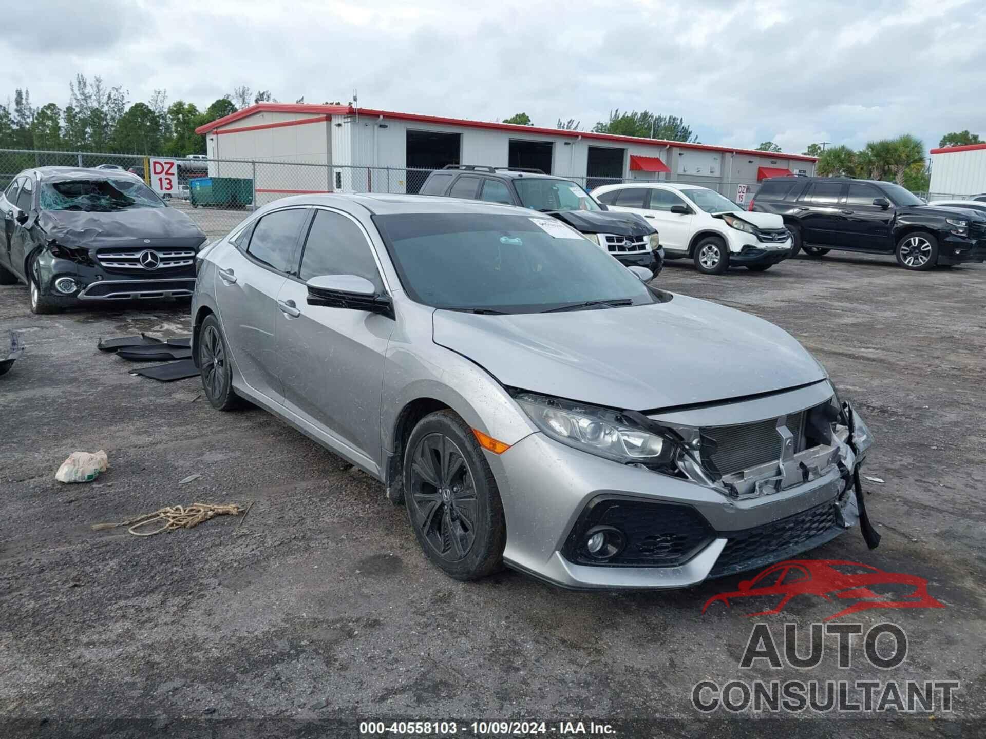 HONDA CIVIC 2018 - SHHFK7H56JU230236