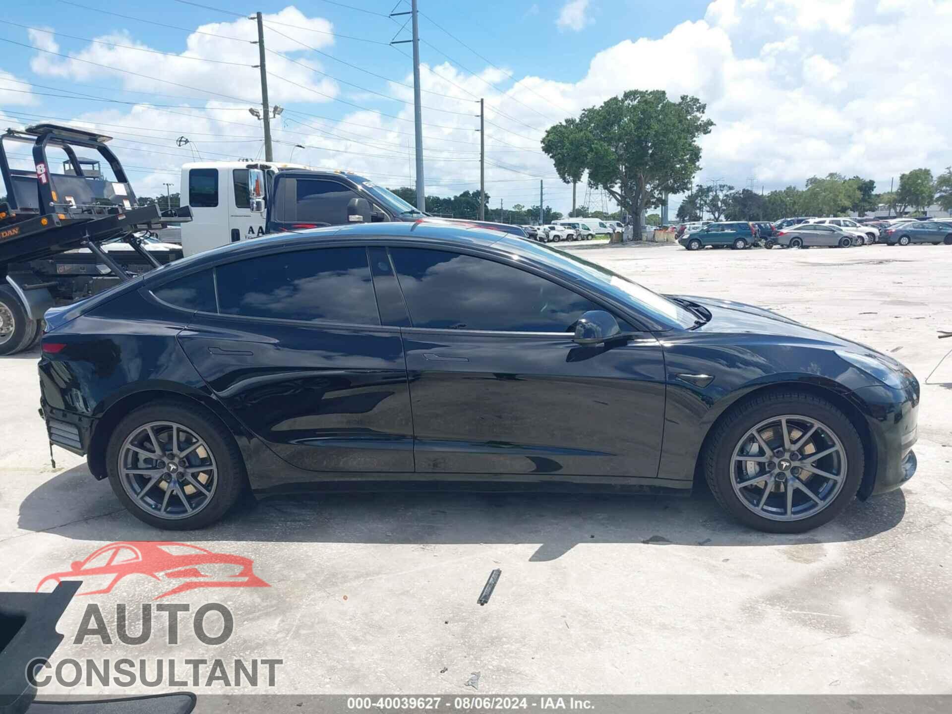 TESLA MODEL 3 2020 - 5YJ3E1EA5LF657548