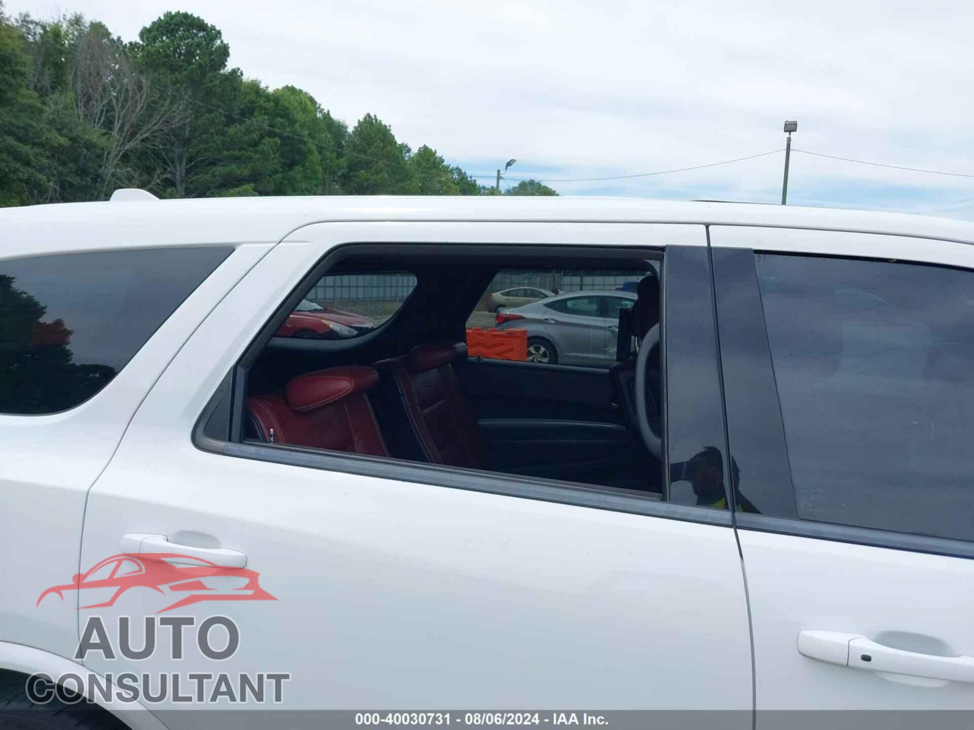 DODGE DURANGO 2018 - 1C4SDJGJ2JC271806