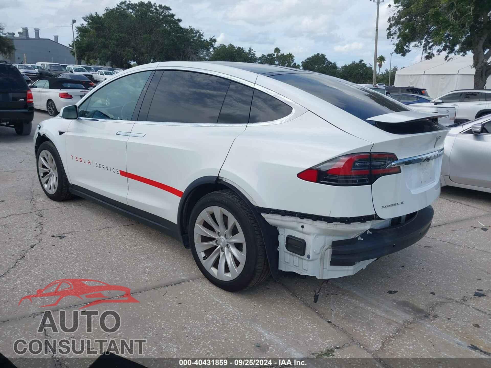 TESLA MODEL X 2017 - 5YJXCDE21HF052306