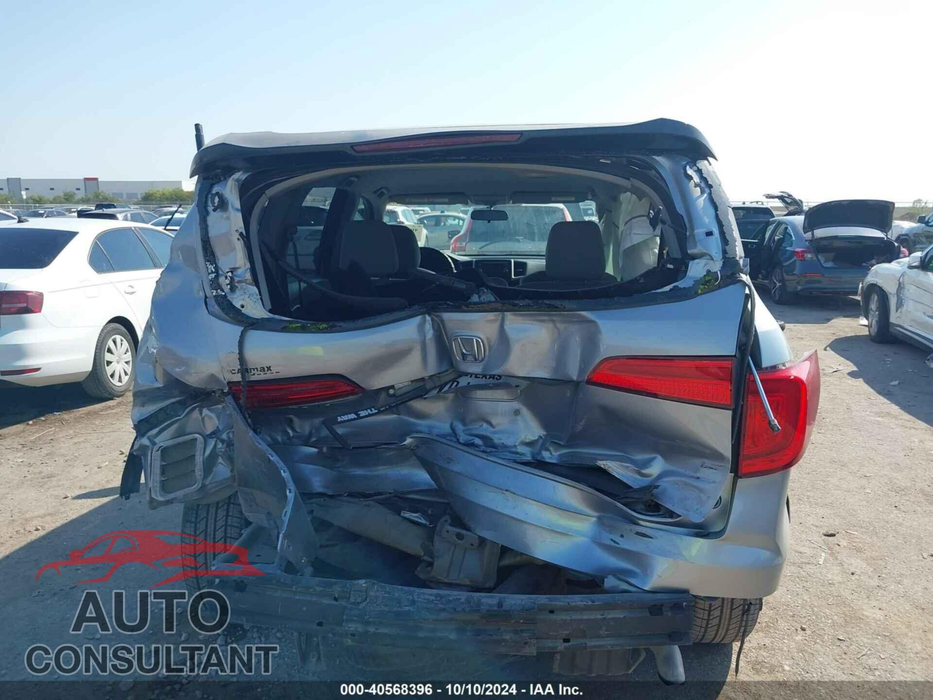 HONDA PILOT 2017 - 5FNYF5H15HB039594