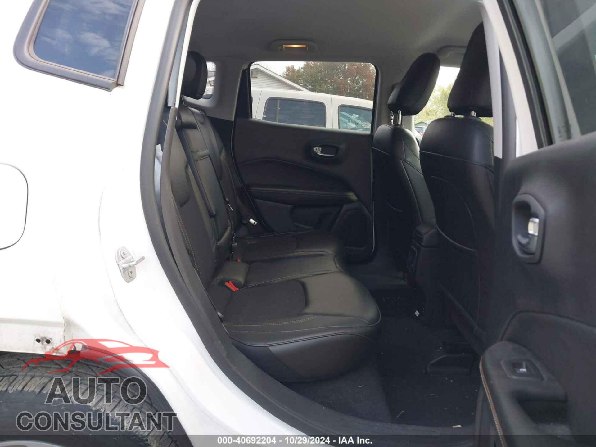 JEEP COMPASS 2018 - 3C4NJDBB9JT284774
