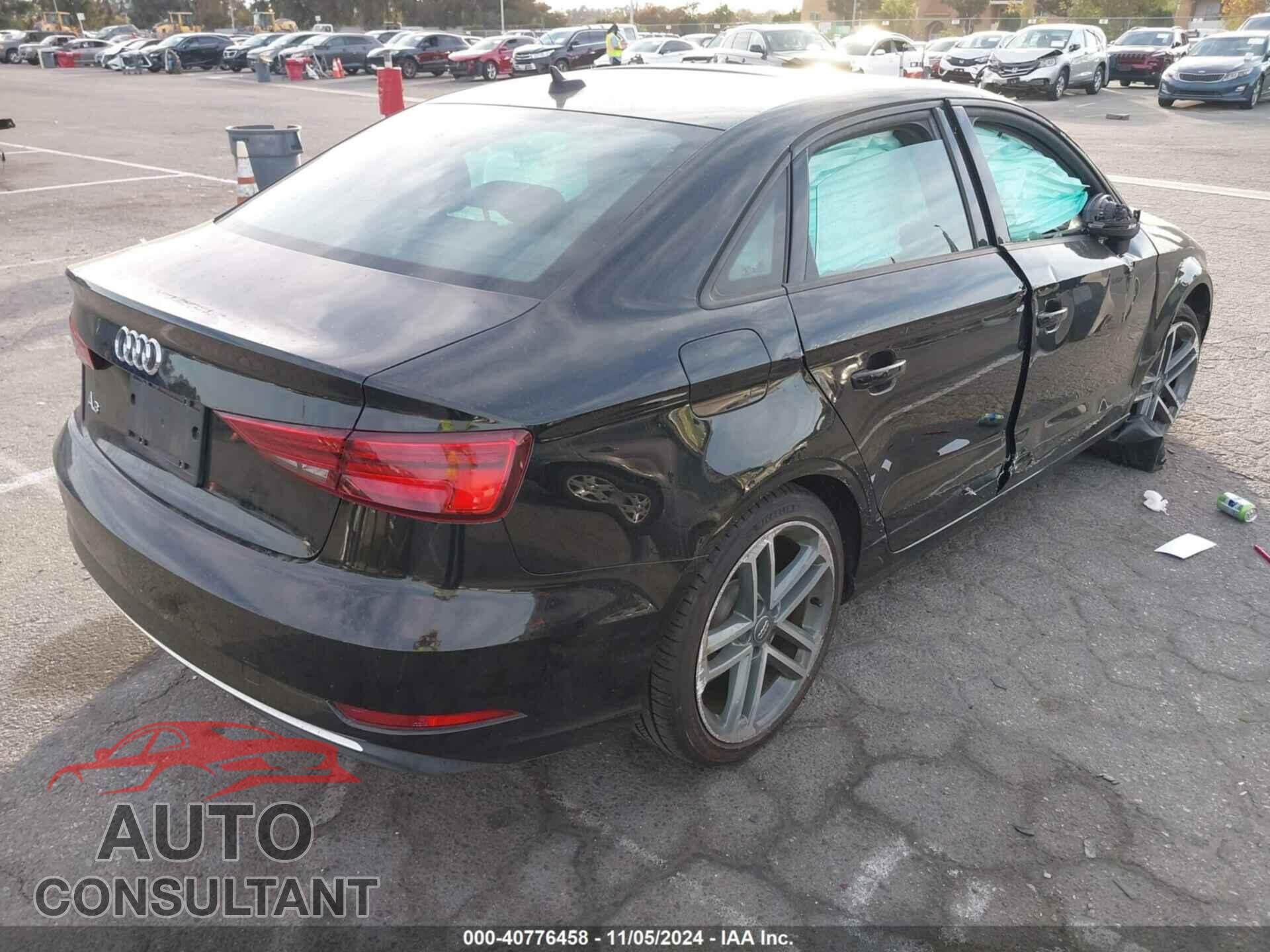 AUDI A3 2018 - WAUAUGFF8J1053437