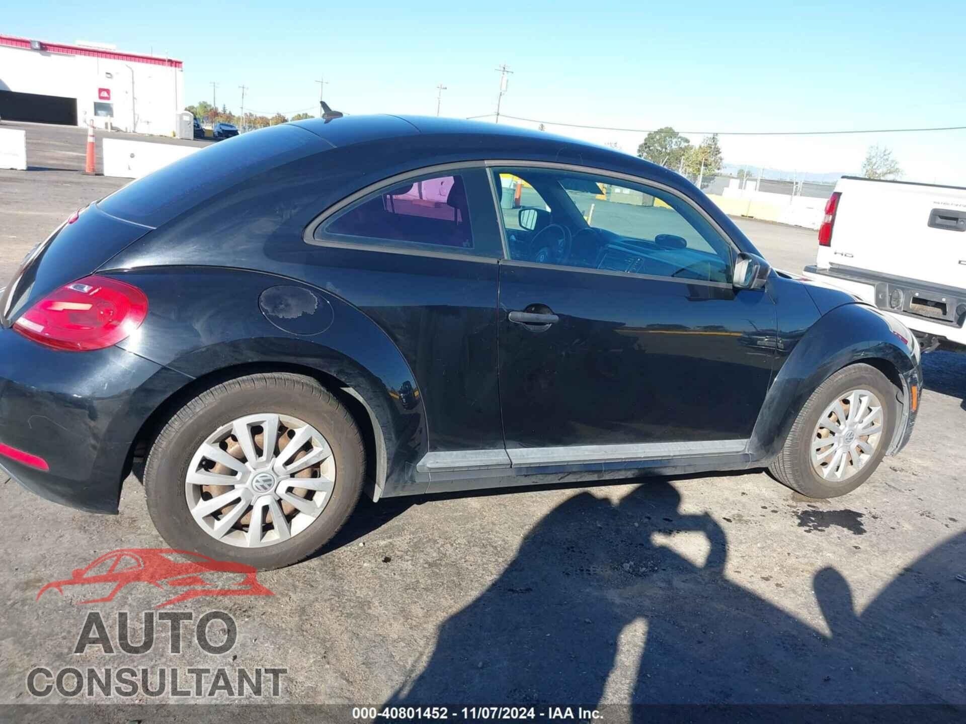 VOLKSWAGEN BEETLE 2012 - 3VWFP7AT0CM638111