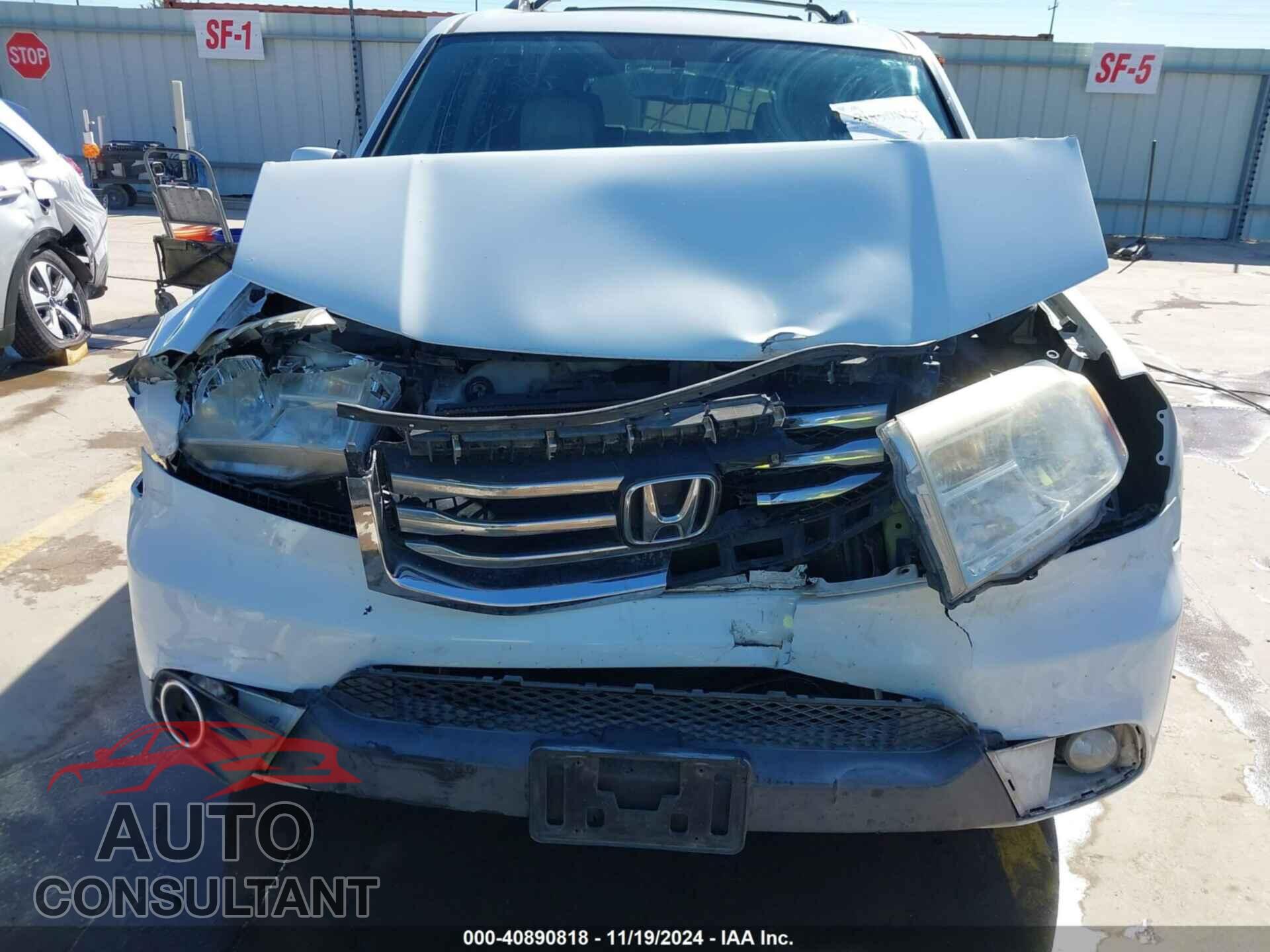 HONDA PILOT 2014 - 5FNYF3H71EB028449