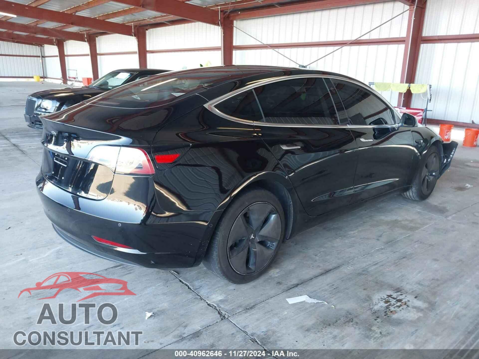 TESLA MODEL 3 2018 - 5YJ3E1EA7JF152706