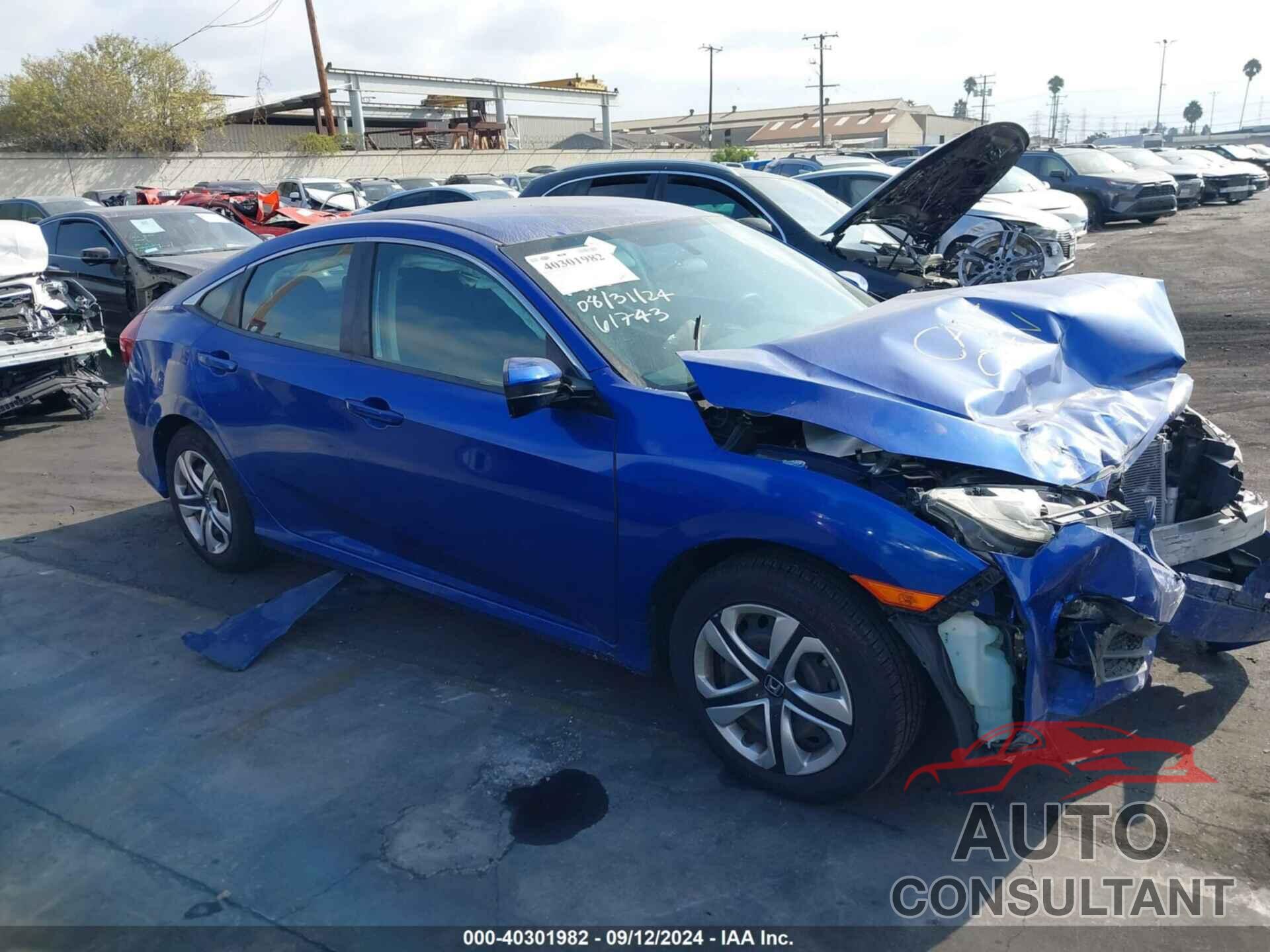 HONDA CIVIC 2018 - 2HGFC2F57JH517147