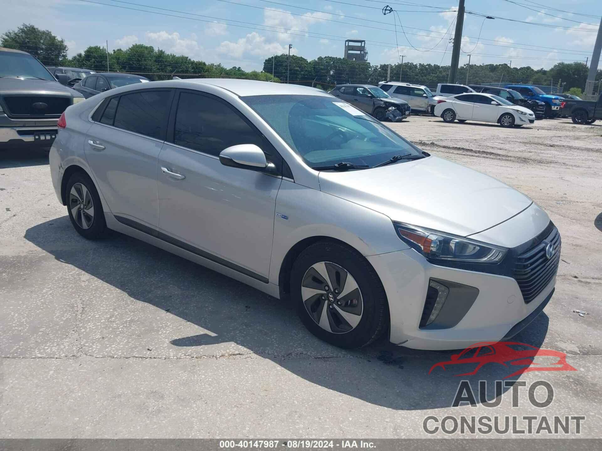 HYUNDAI IONIQ HYBRID 2017 - KMHC75LC4HU040965