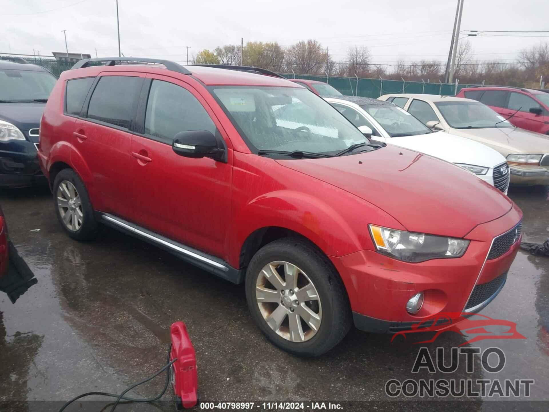 MITSUBISHI OUTLANDER 2013 - JA4JT3AW6DU020729