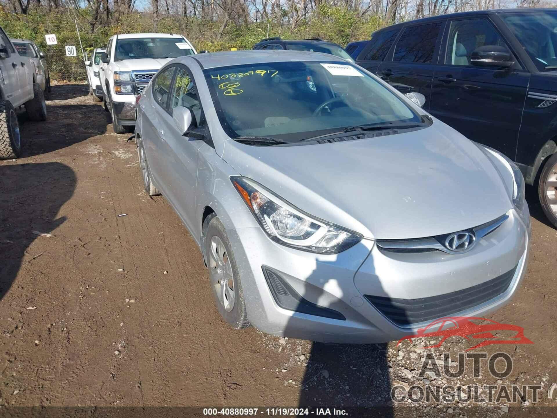 HYUNDAI ELANTRA 2016 - KMHDH4AEXGU512293