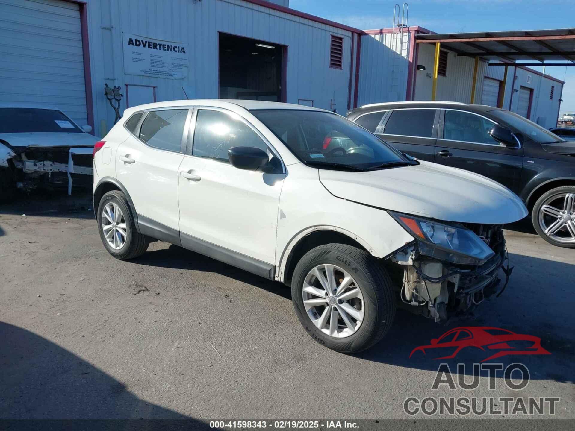 NISSAN ROGUE SPORT 2017 - JN1BJ1CP3HW010893