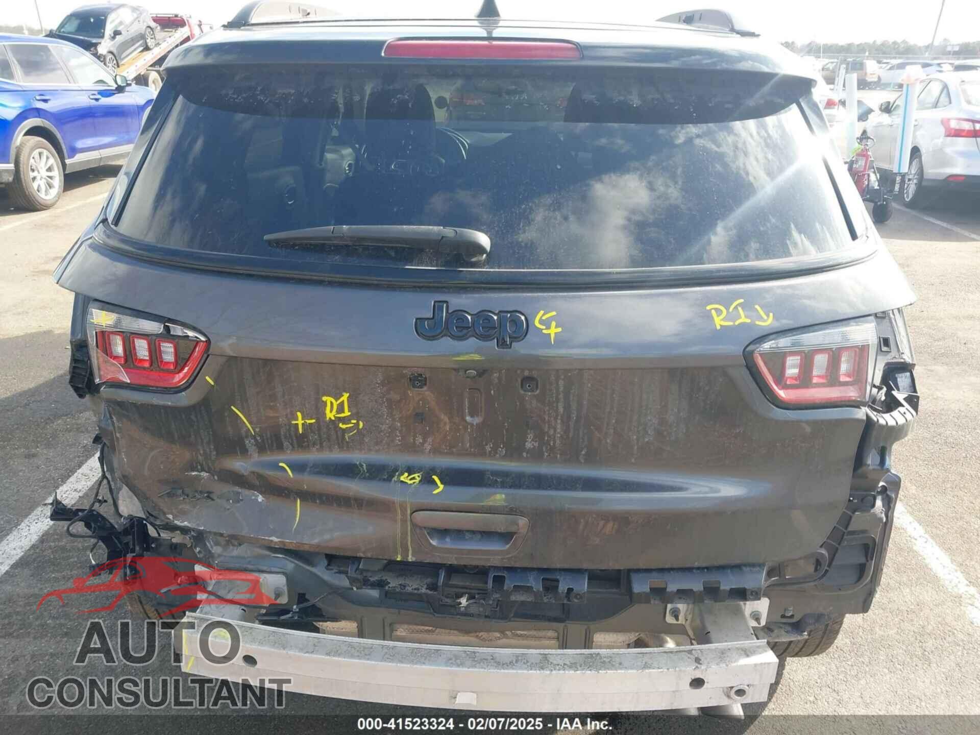 JEEP COMPASS 2020 - 3C4NJDBB9LT157221