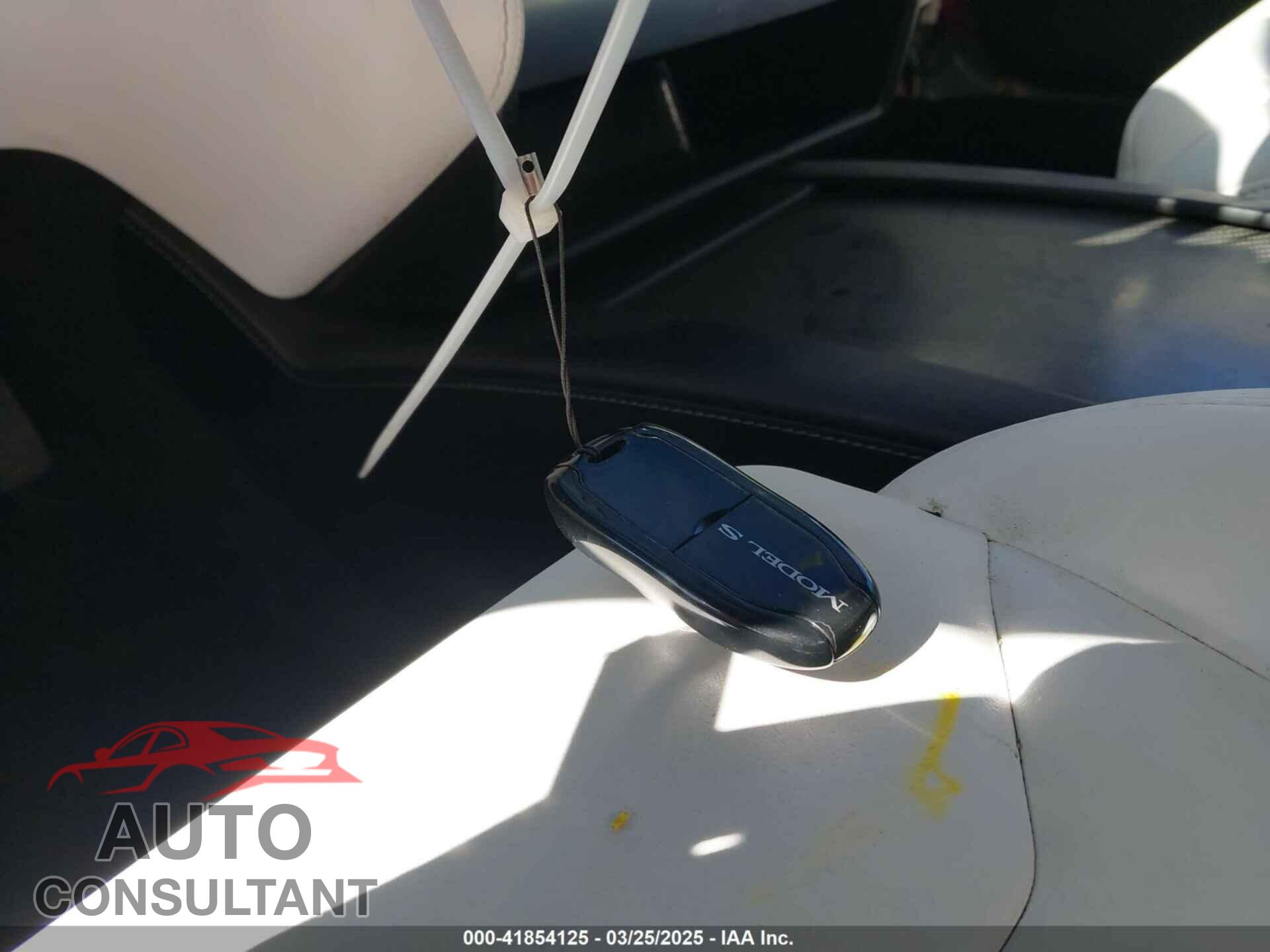 TESLA MODEL S 2017 - 5YJSA1E22HF210635