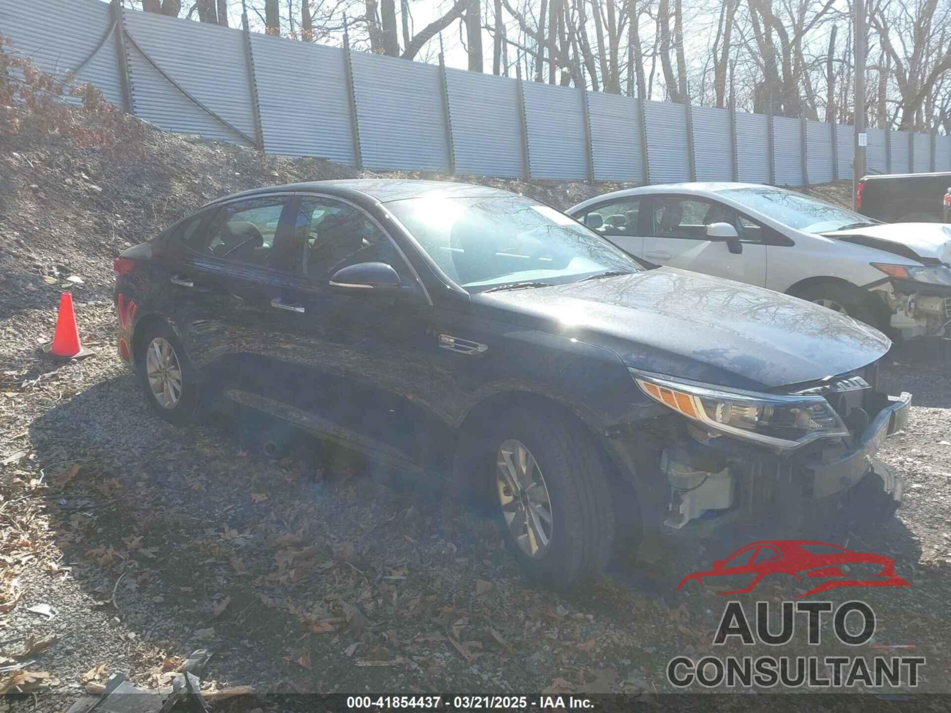 KIA OPTIMA 2017 - KNAGT4L30H5150110