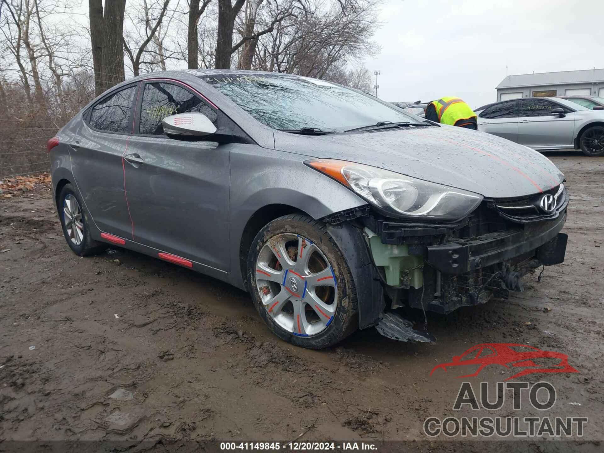 HYUNDAI ELANTRA 2012 - KMHDH4AE7CU317553