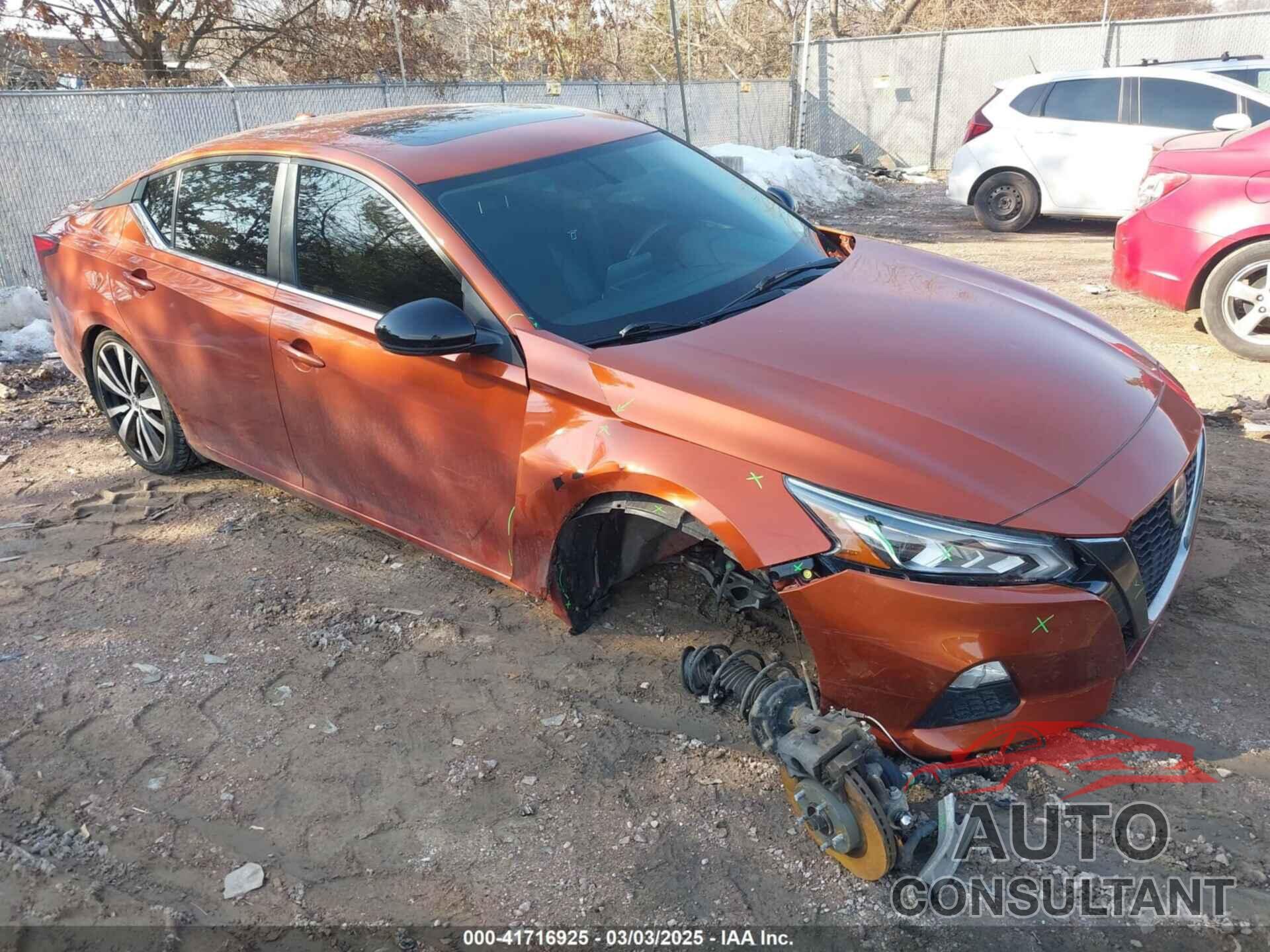 NISSAN ALTIMA 2019 - 1N4BL4CW4KC209501