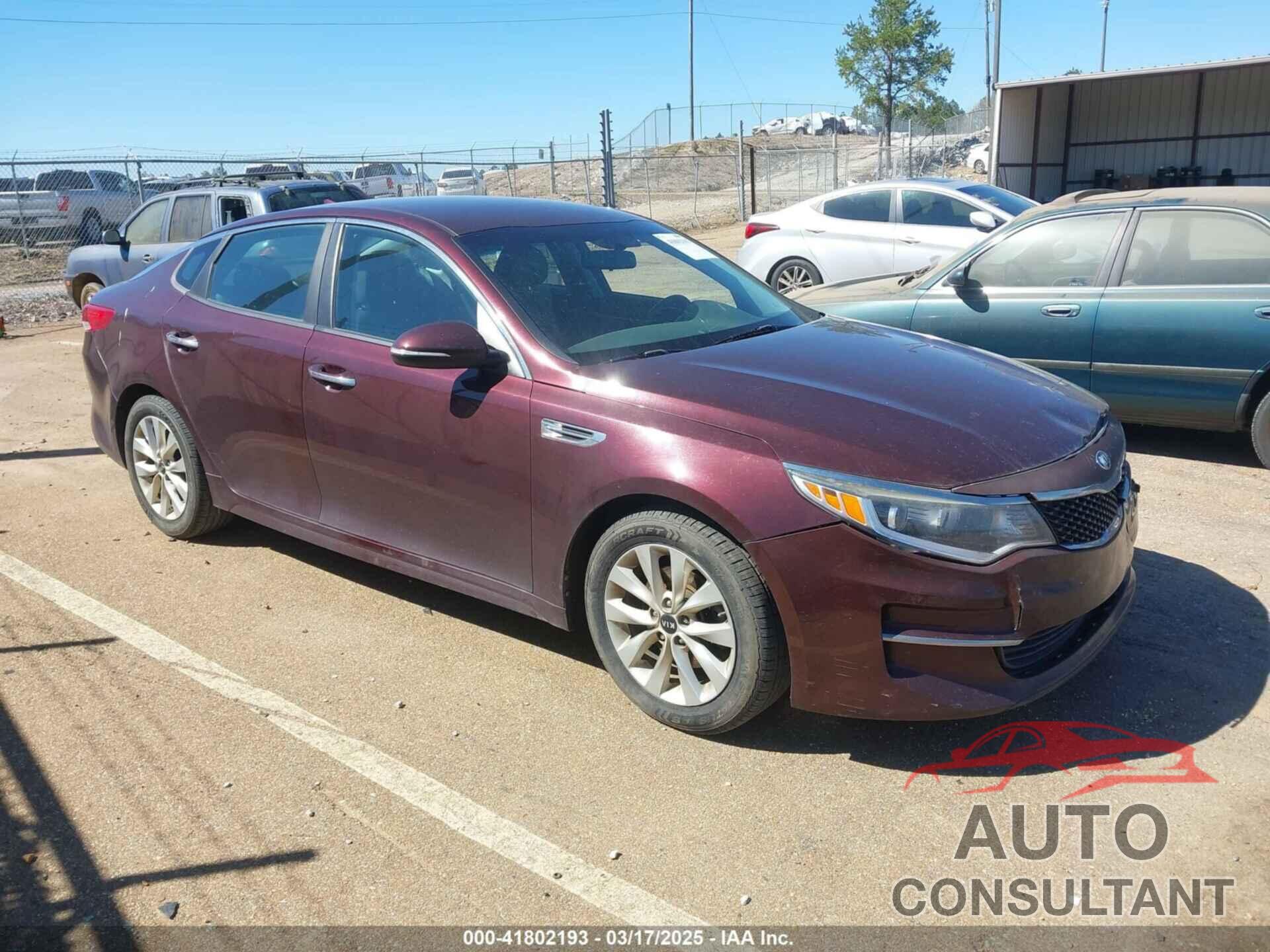 KIA OPTIMA 2017 - 5XXGT4L33HG163285
