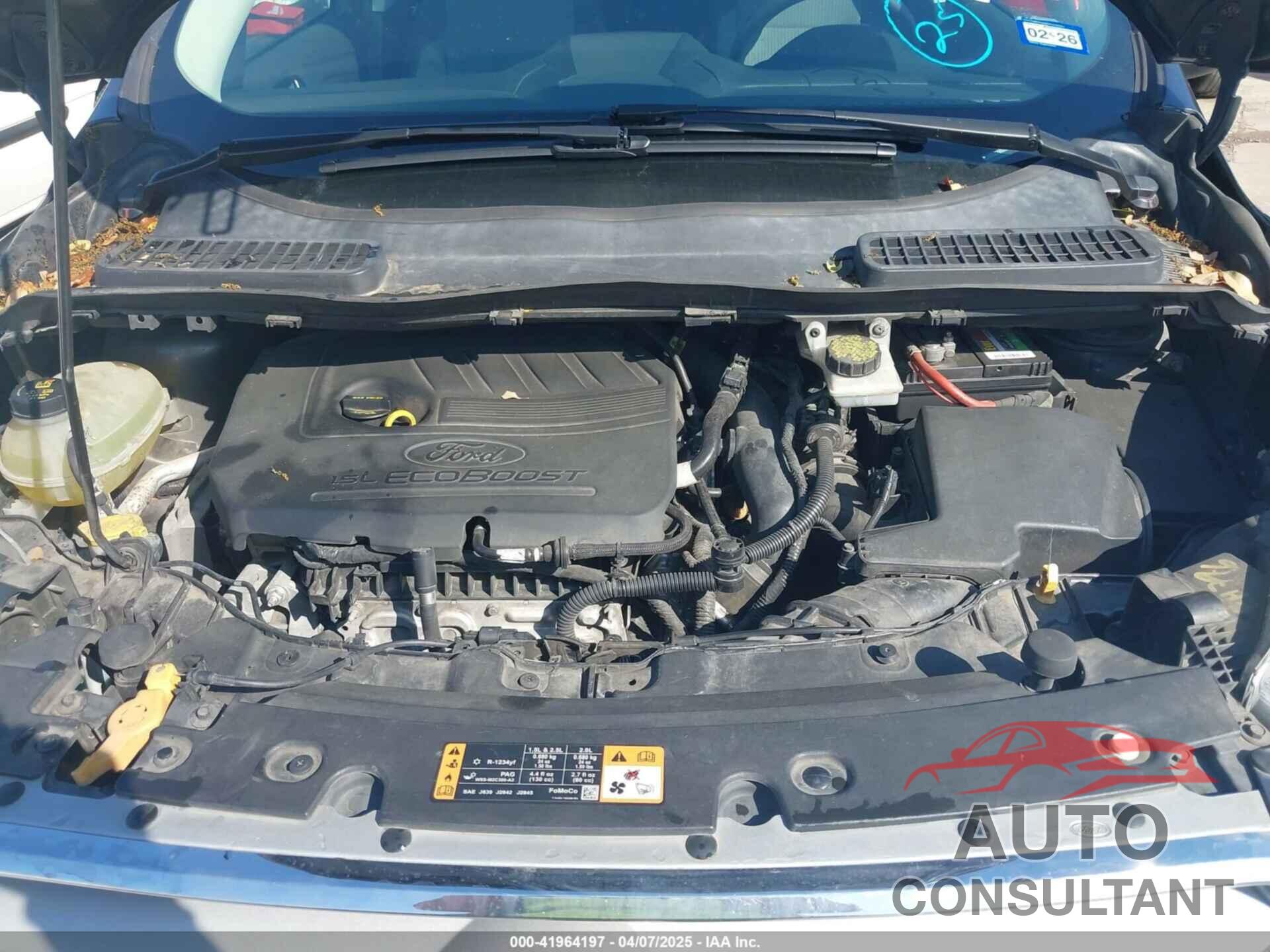 FORD ESCAPE 2017 - 1FMCU0GD7HUA38402