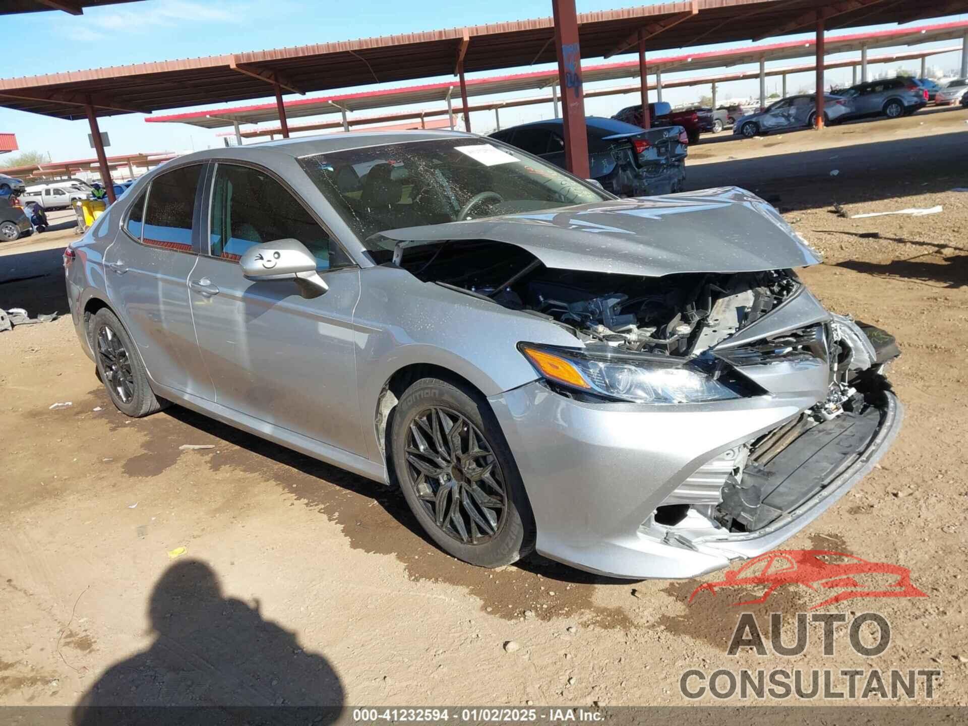 TOYOTA CAMRY 2020 - 4T1C11AK3LU382310