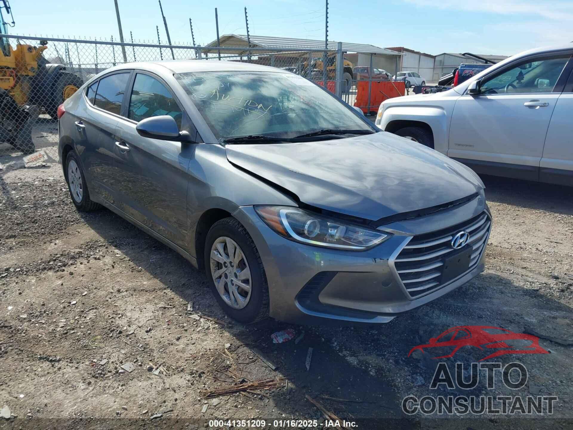 HYUNDAI ELANTRA 2017 - KMHD74LF5HU081193